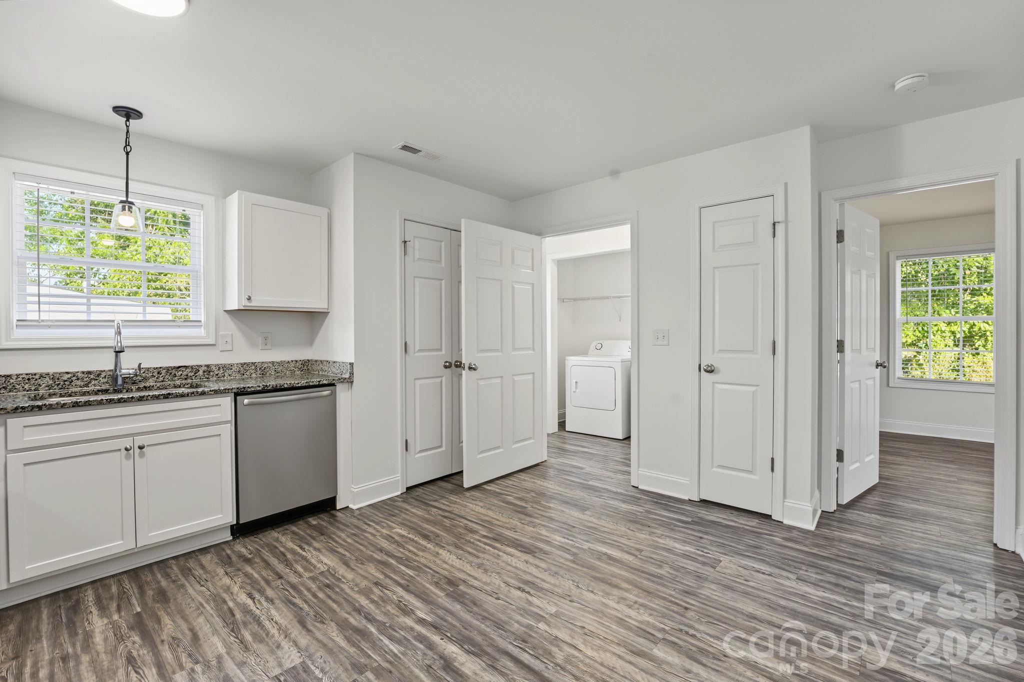 Single Family Residence at 1334 Flint Hill Street, Rock Hill, photo 9 of 26