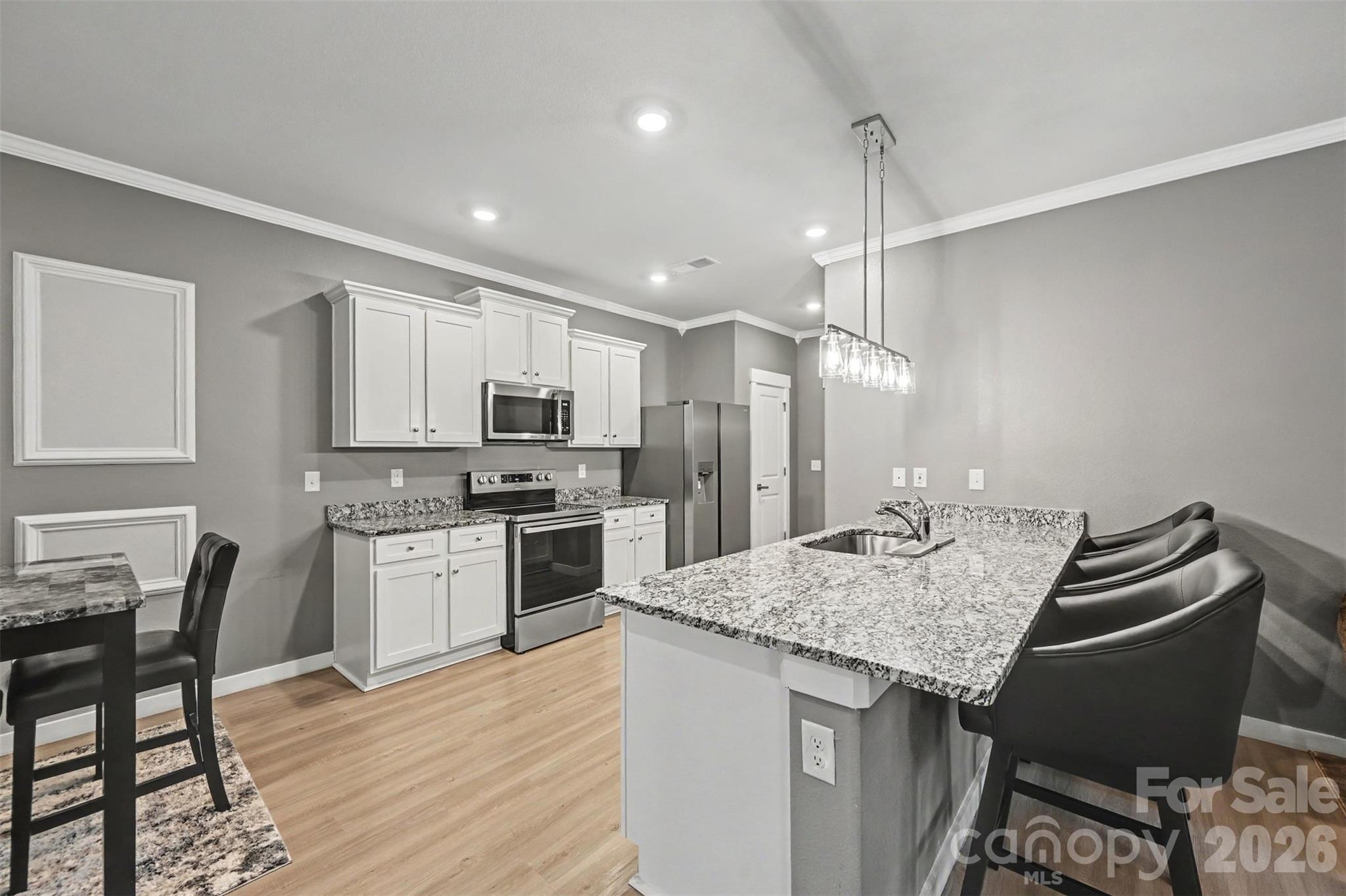 Single Family Residence at 1582 Doran Terrace, Richburg, photo 9 of 36