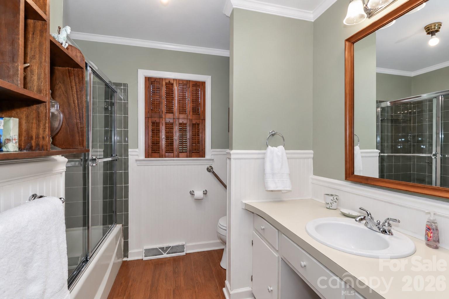 Hall Bath - 1609 Museum Road, Statesville