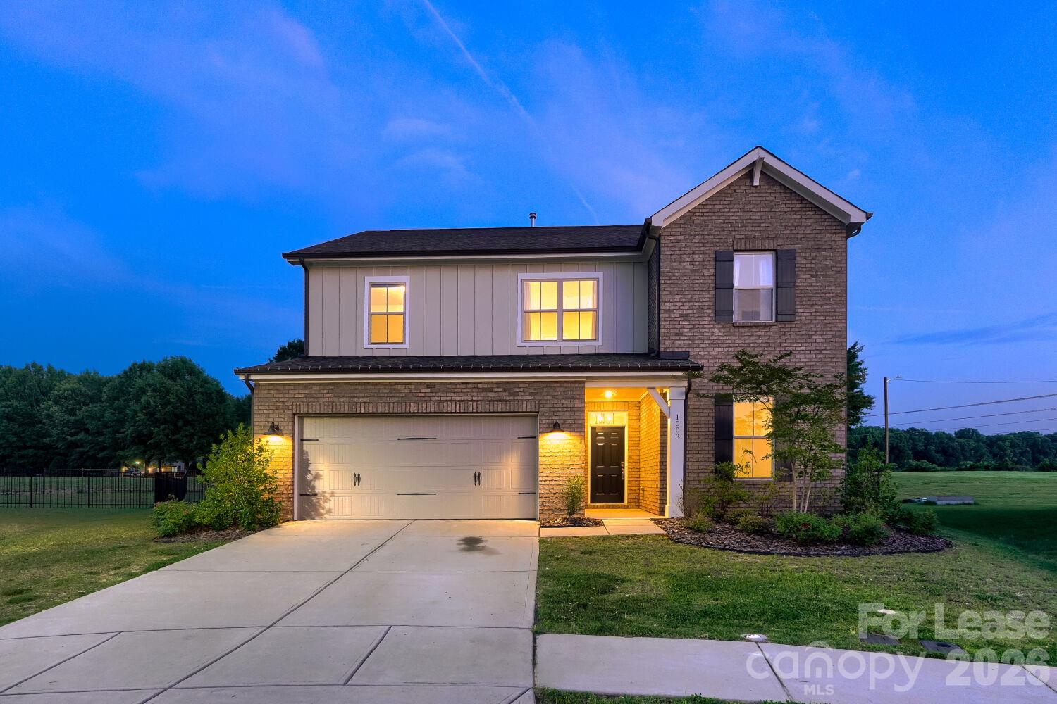 Single Family Residence at 1003 Yearden Lane, Monroe, photo 2 of 29