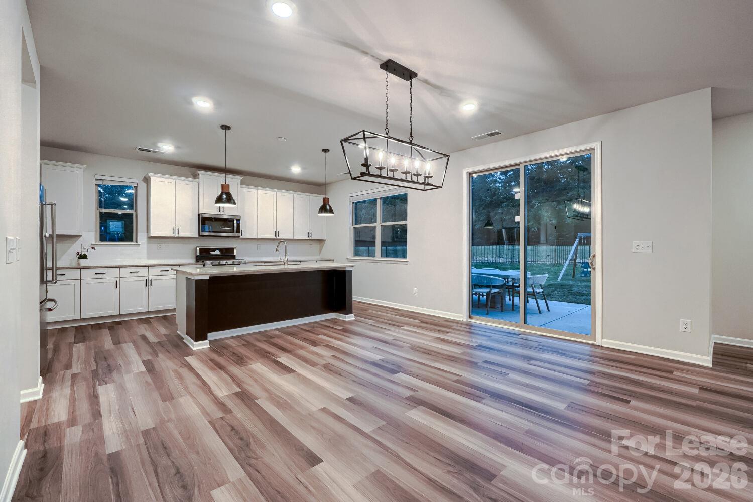 Single Family Residence at 1003 Yearden Lane, Monroe, photo 10 of 29