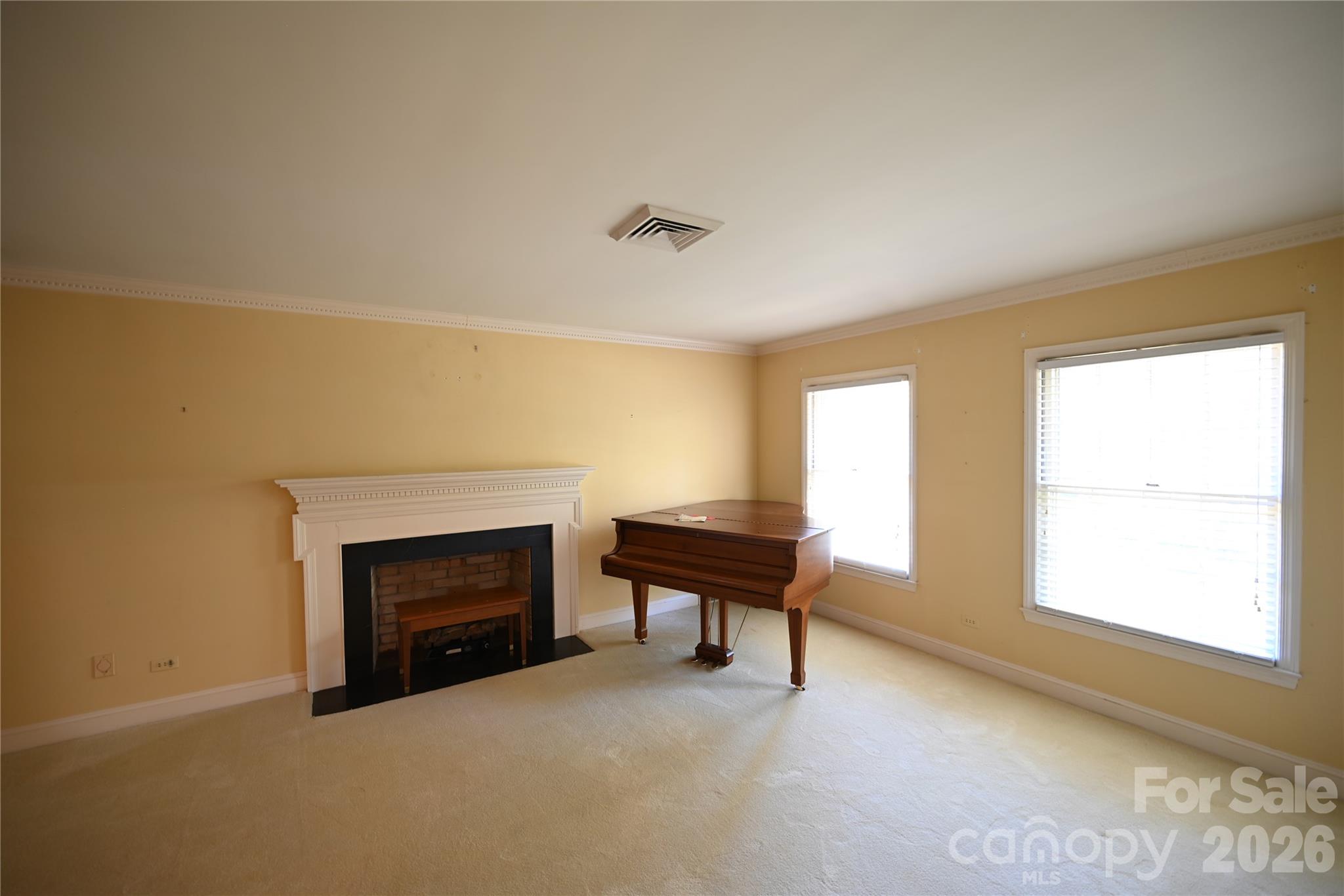 Main living area - 1308 Laurel Street NE, Valdese