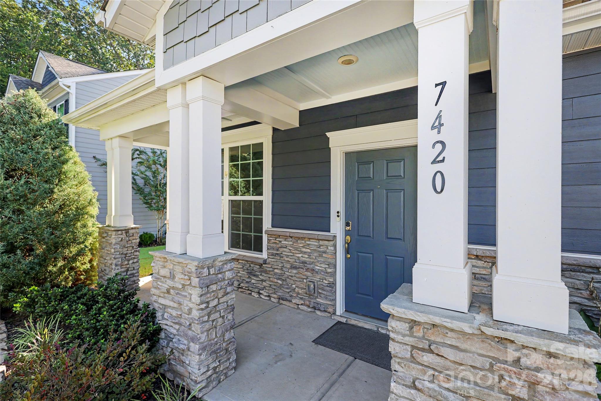 Single Family Residence at 7420 Tullamore Glen Drive, Huntersville, photo 3 of 41
