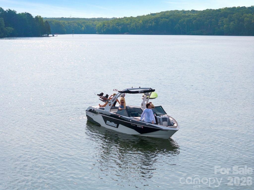 Lake Living Meets Townhome Convenience at Seven Oaks. - 217 Halemarg Drive, Belmont