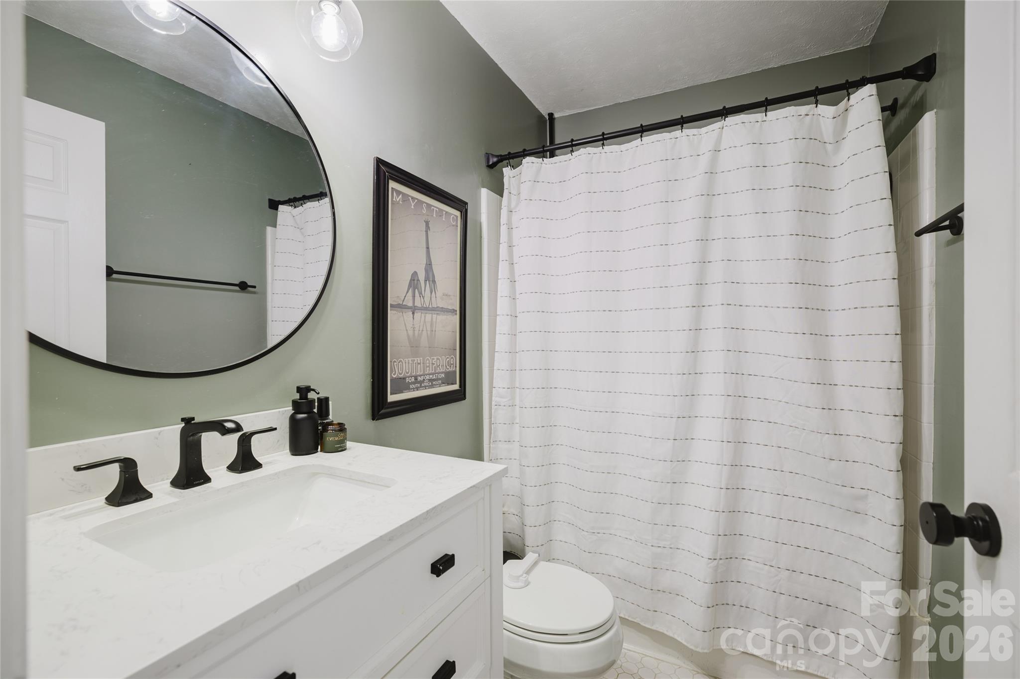 Full bathroom - 91 Crestview Street, Canton