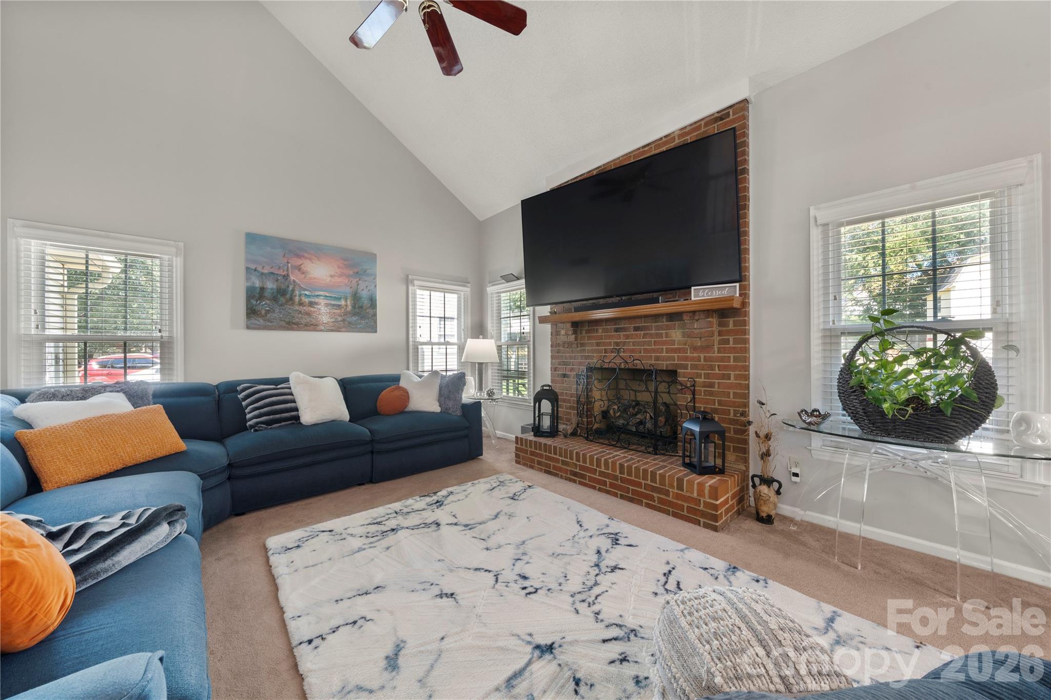 Single Family Residence at 421 Halliwell Street, Charlotte, photo 12 of 41