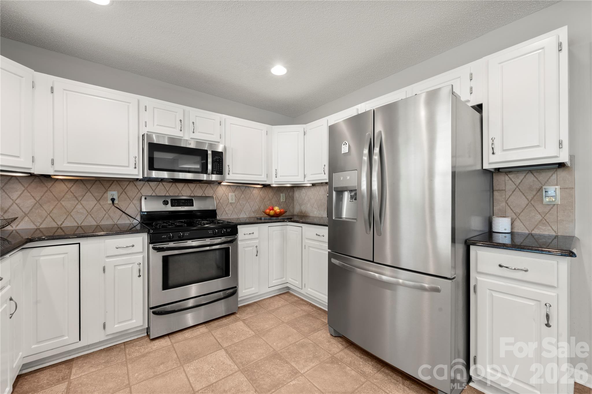 Single Family Residence at 421 Halliwell Street, Charlotte, photo 24 of 41