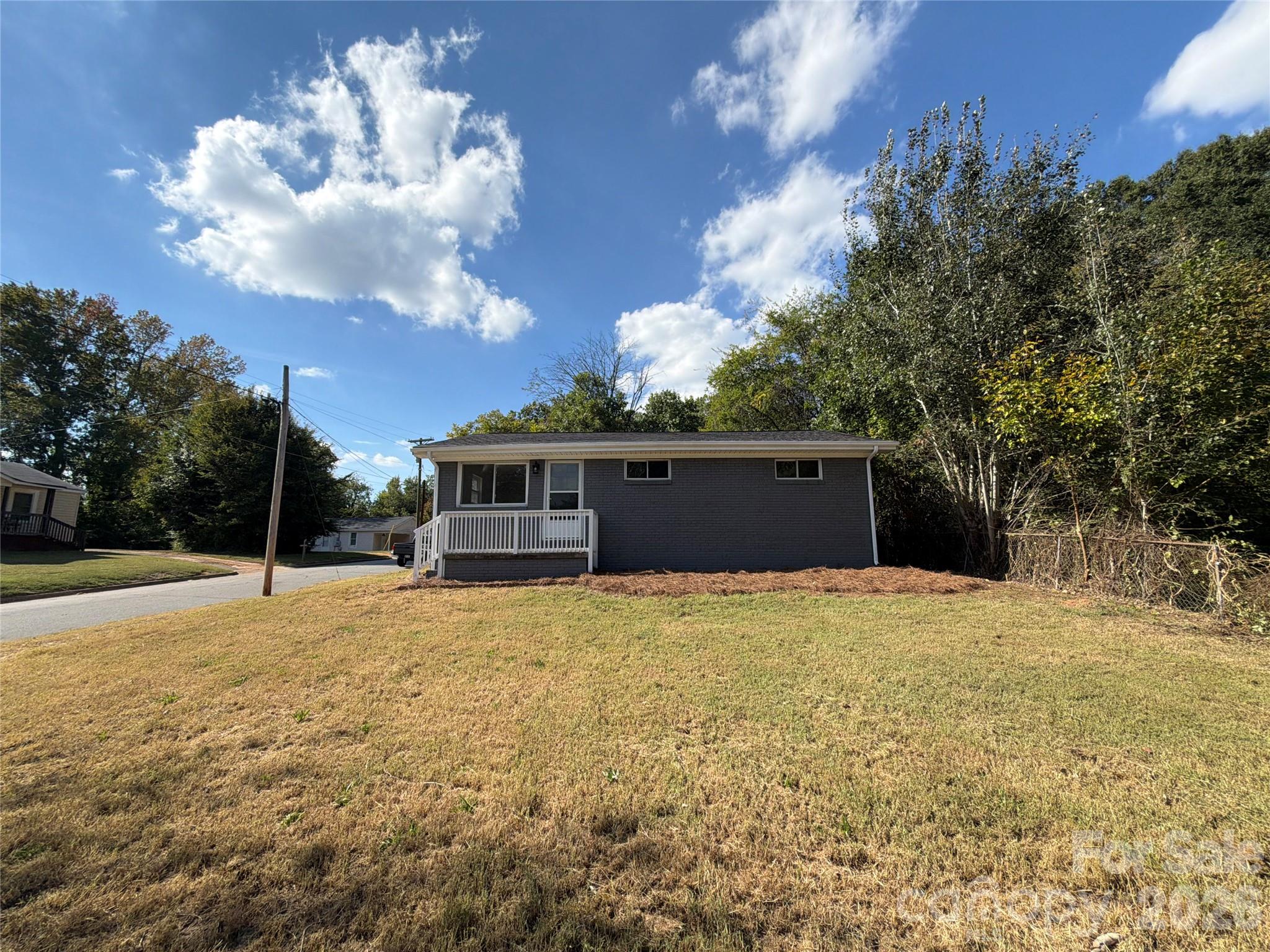 264 Crowell Drive SW