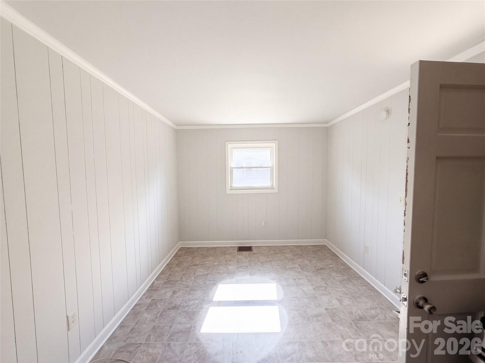 Single Family Residence at 264 Crowell Drive SW, Concord, photo 7 of 23
