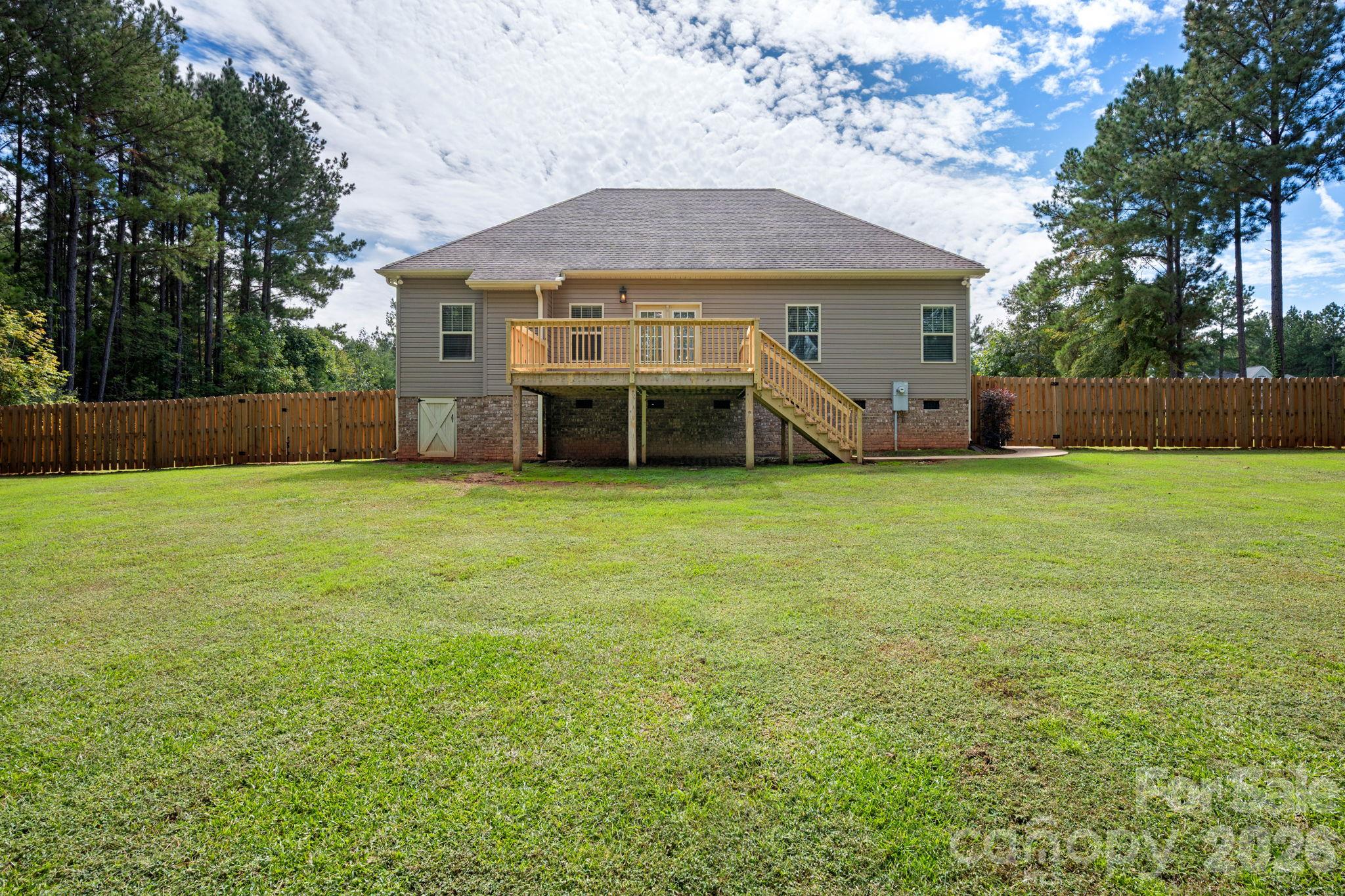 Single Family Residence at 607 Zelkova Street, York, photo 34 of 48