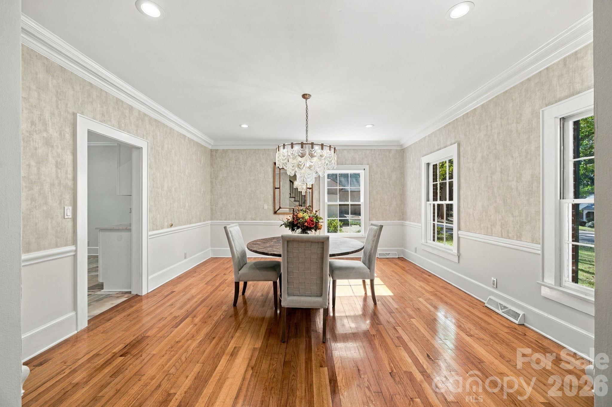 Single Family Residence at 321 Camelot Drive, Salisbury, photo 15 of 45
