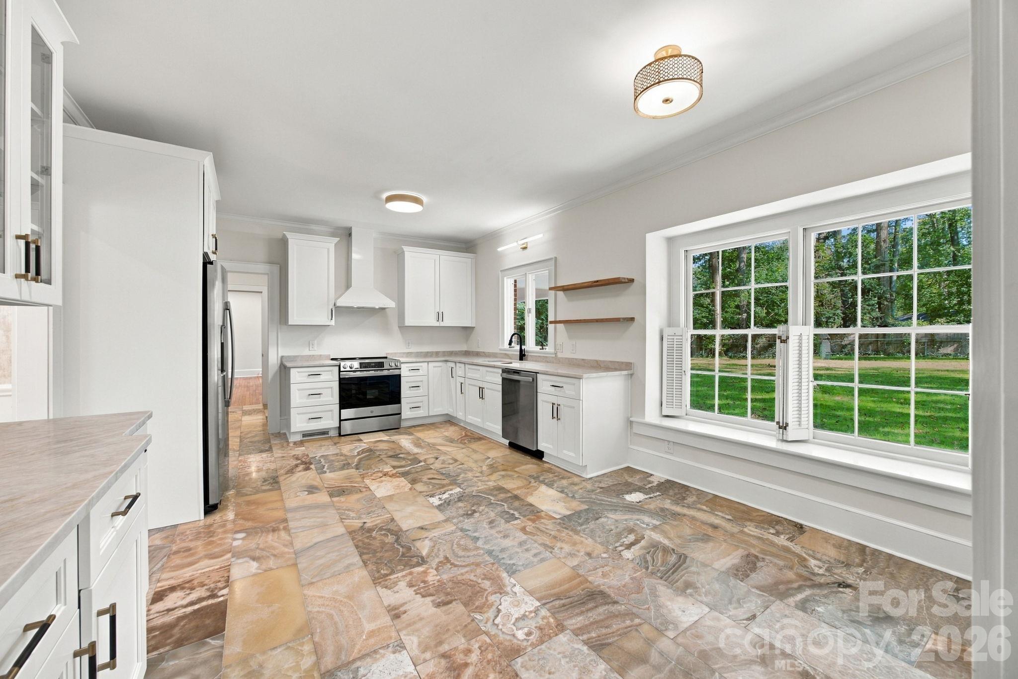 Single Family Residence at 321 Camelot Drive, Salisbury, photo 27 of 45