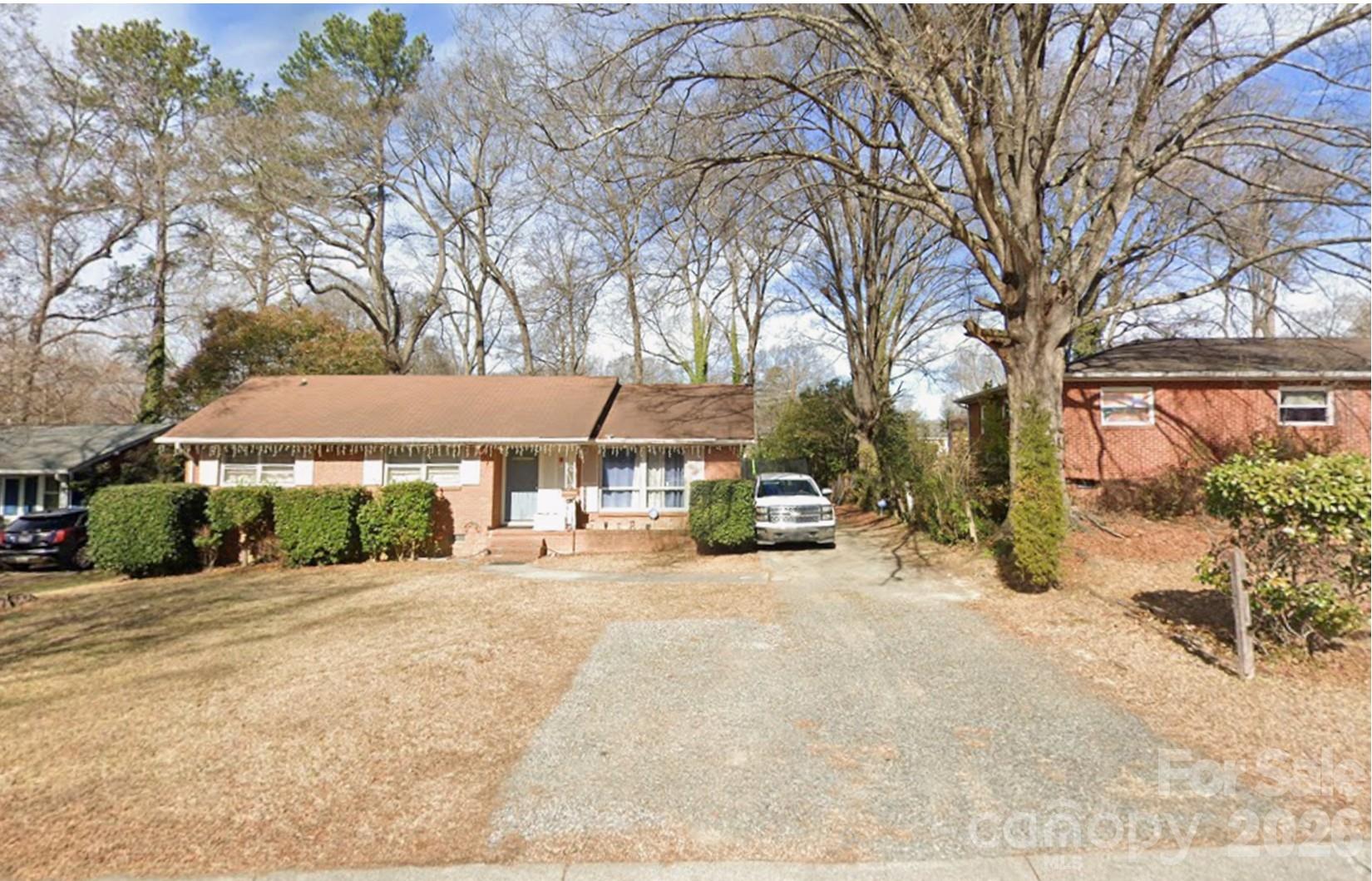 3819 Farmview Road