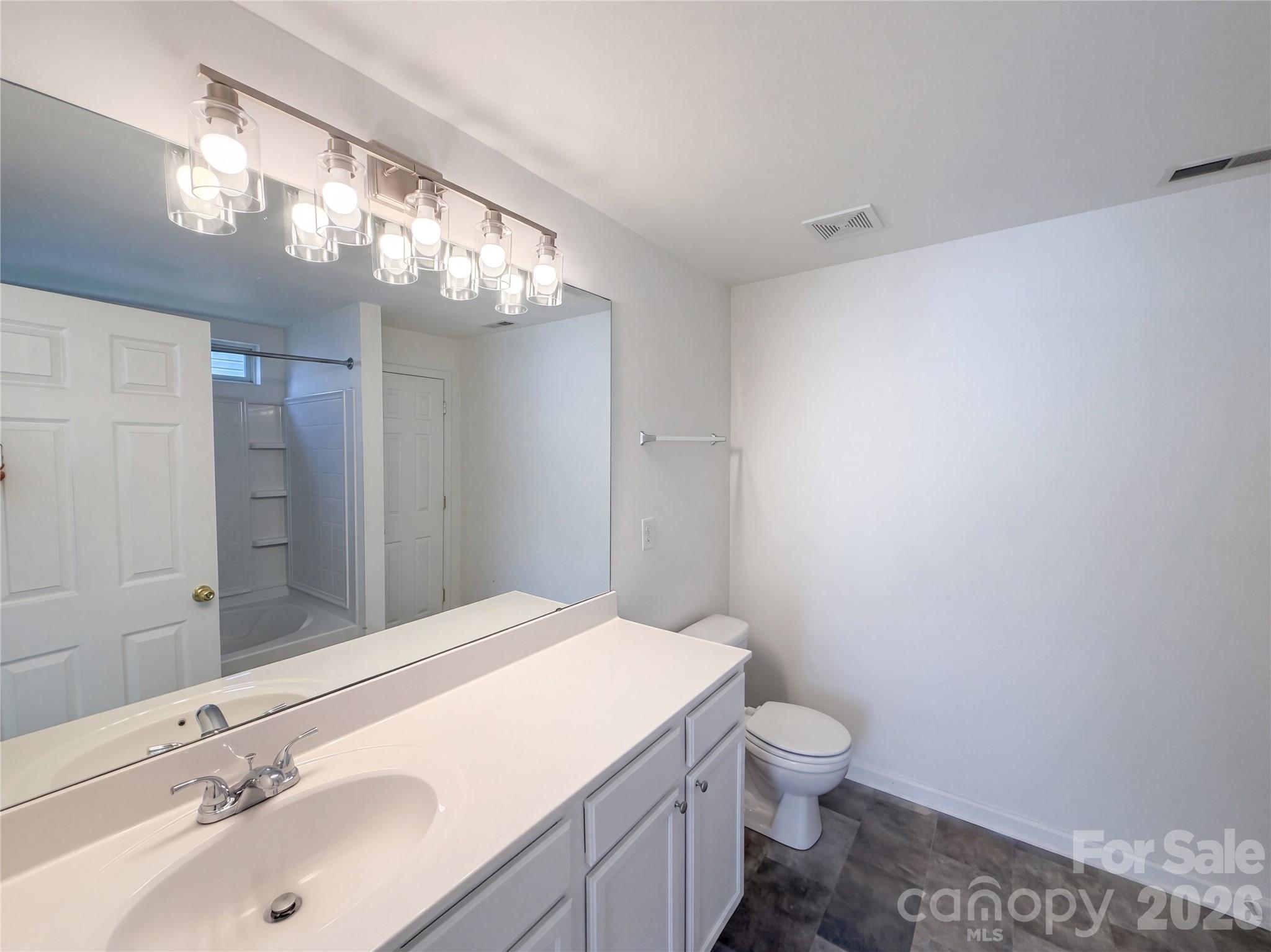 Single Family Residence at 223 Gumtree Drive, Kannapolis, photo 8 of 16