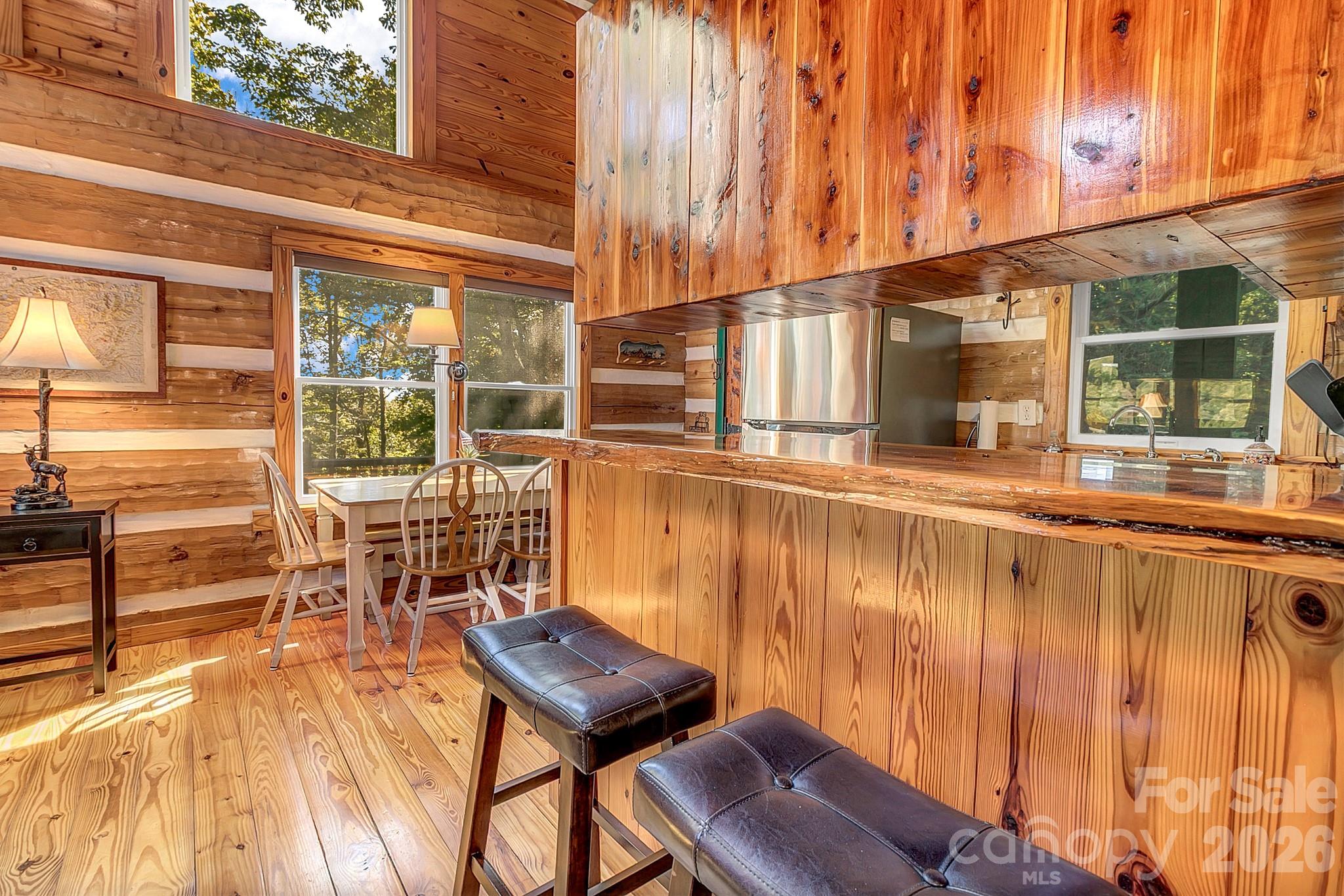 Single Family Residence at 169 Laurel Creek Drive, Hendersonville, photo 21 of 48