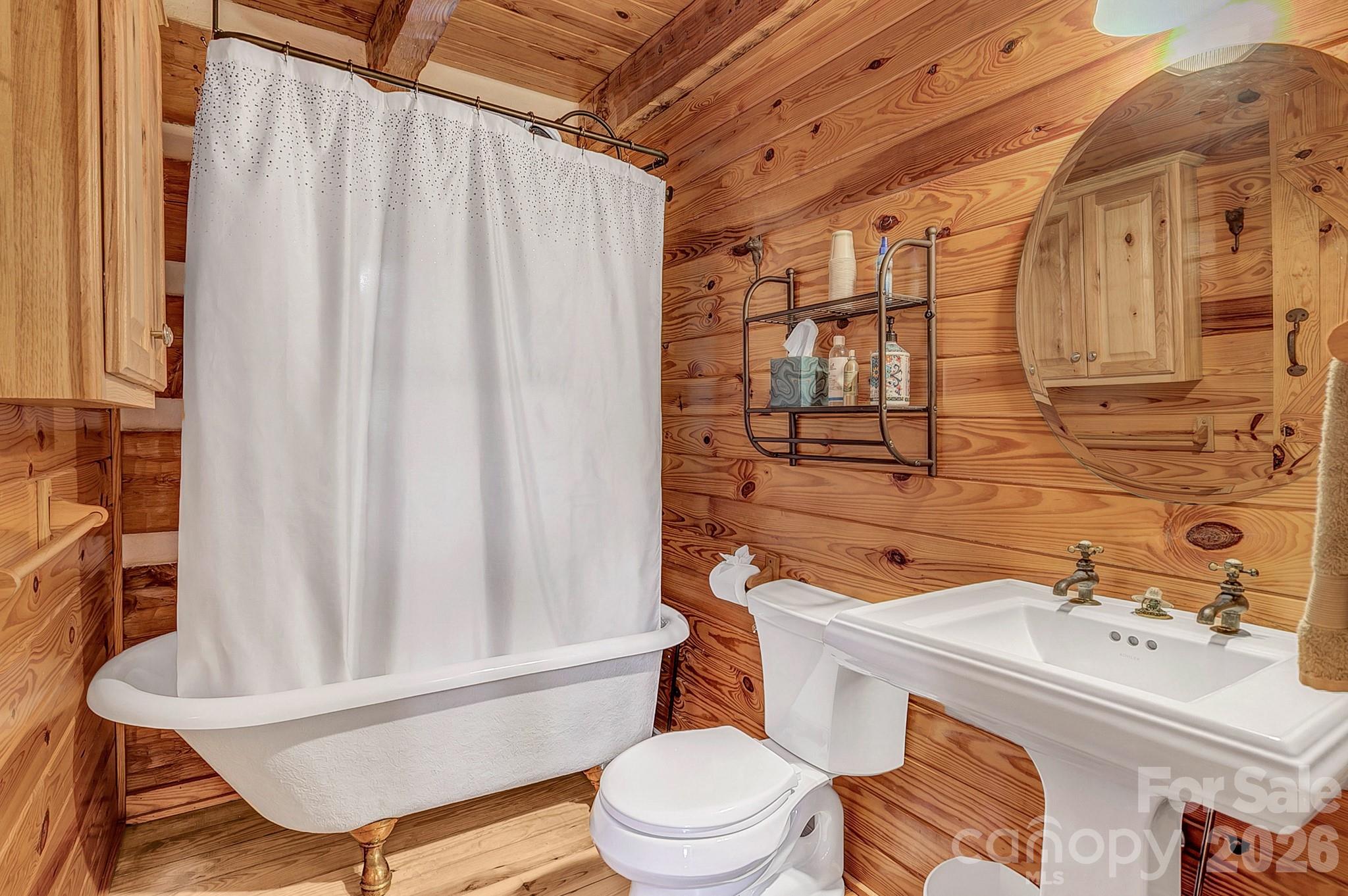 Single Family Residence at 169 Laurel Creek Drive, Hendersonville, photo 22 of 48