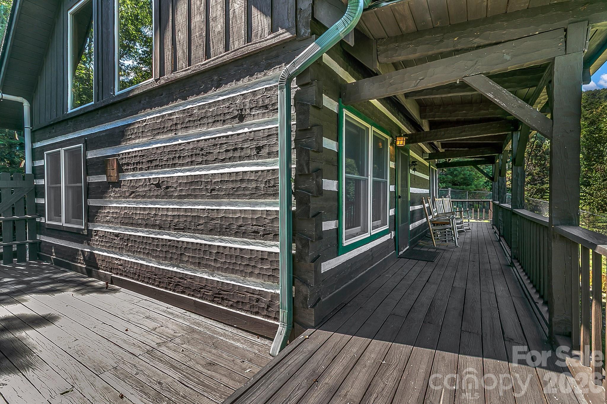 Single Family Residence at 169 Laurel Creek Drive, Hendersonville, photo 46 of 48