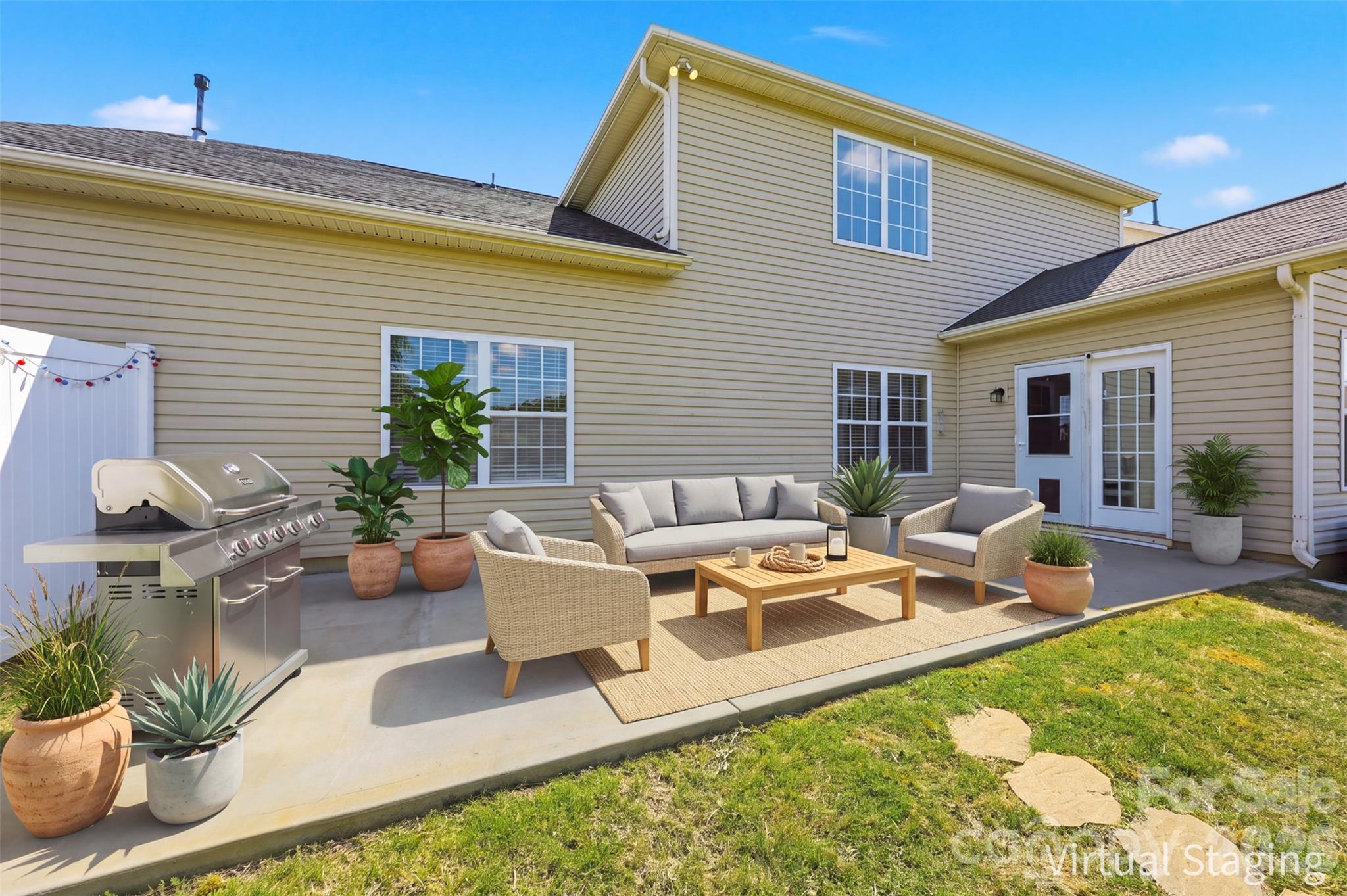Single Family Residence at 13156 Wilburn Park Lane, Indian Land, photo 7 of 44