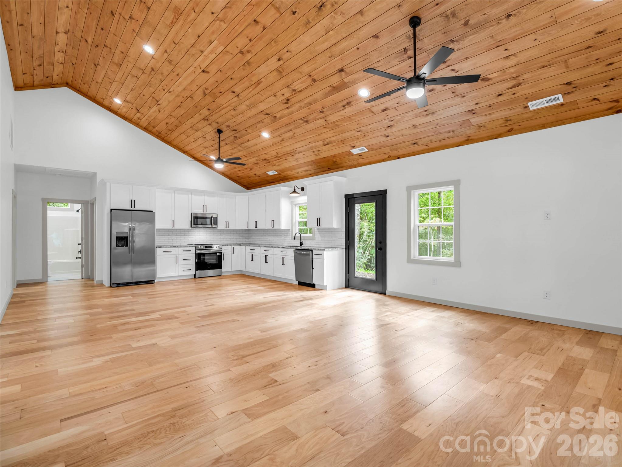 Single Family Residence at 2718 Cove Road, Rutherfordton, photo 11 of 32