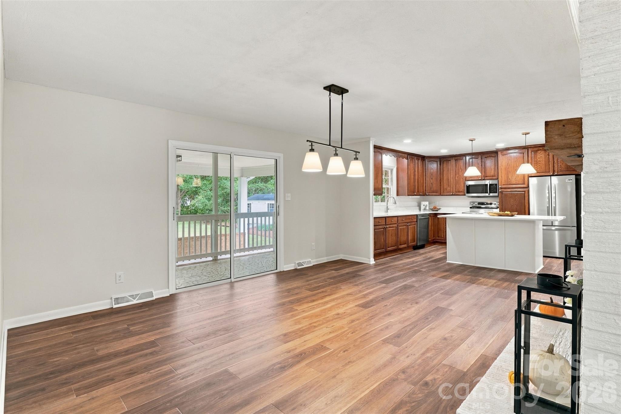 Single Family Residence at 605 Roberts Street, Monroe, photo 5 of 31