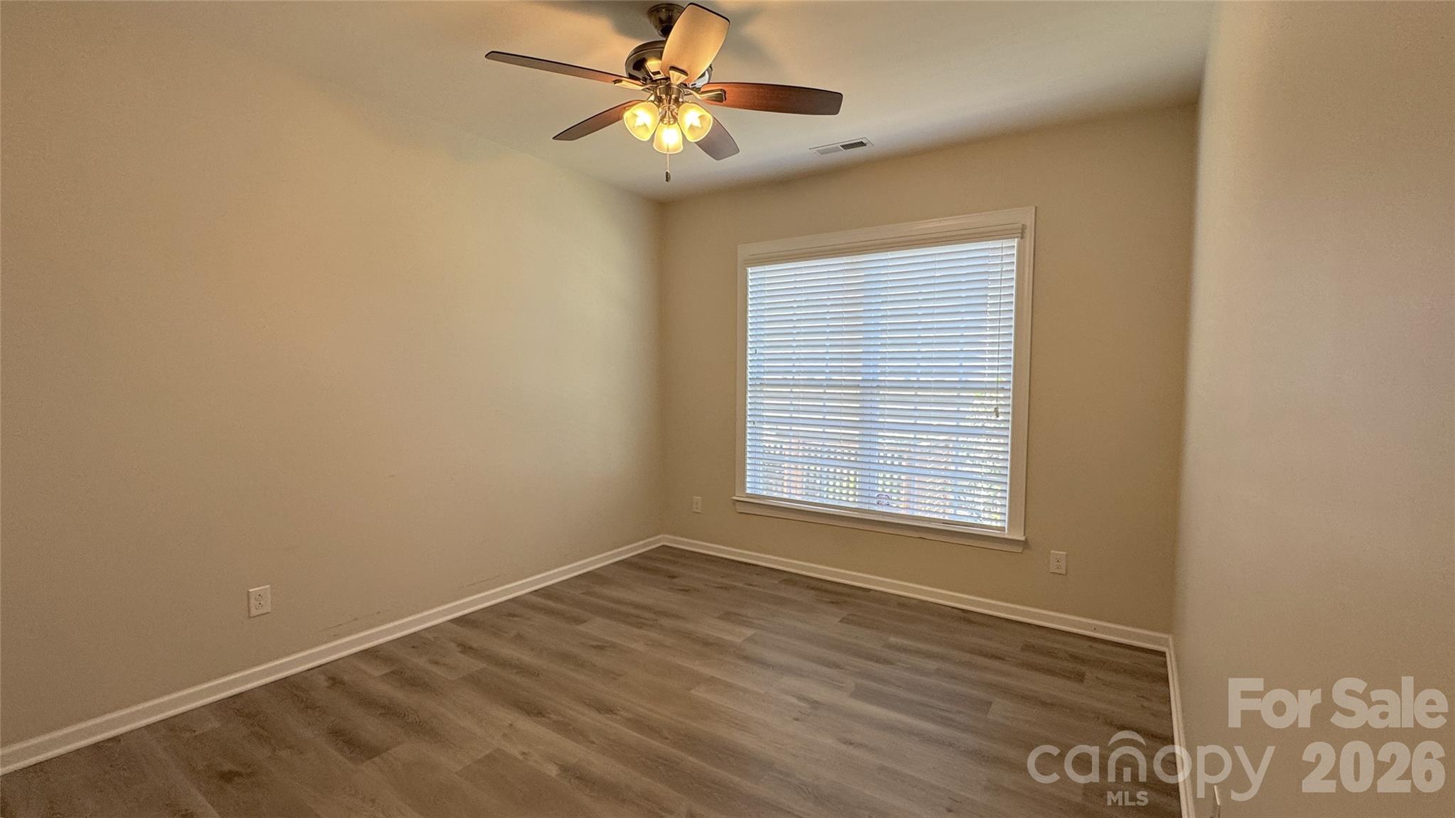 Single Family Residence at 13926 Tilesford Lane, Huntersville, photo 3 of 24