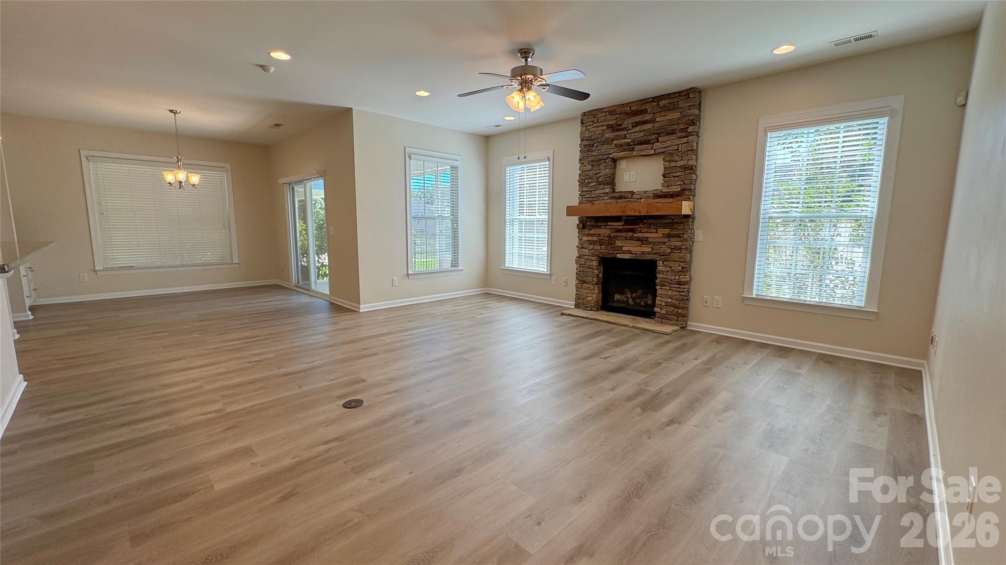 Single Family Residence at 13926 Tilesford Lane, Huntersville, photo 7 of 24
