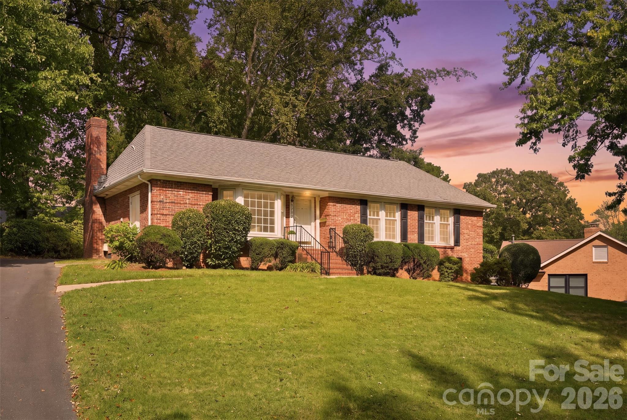 Easy One Story Living - 5724 Telfair Road, Charlotte