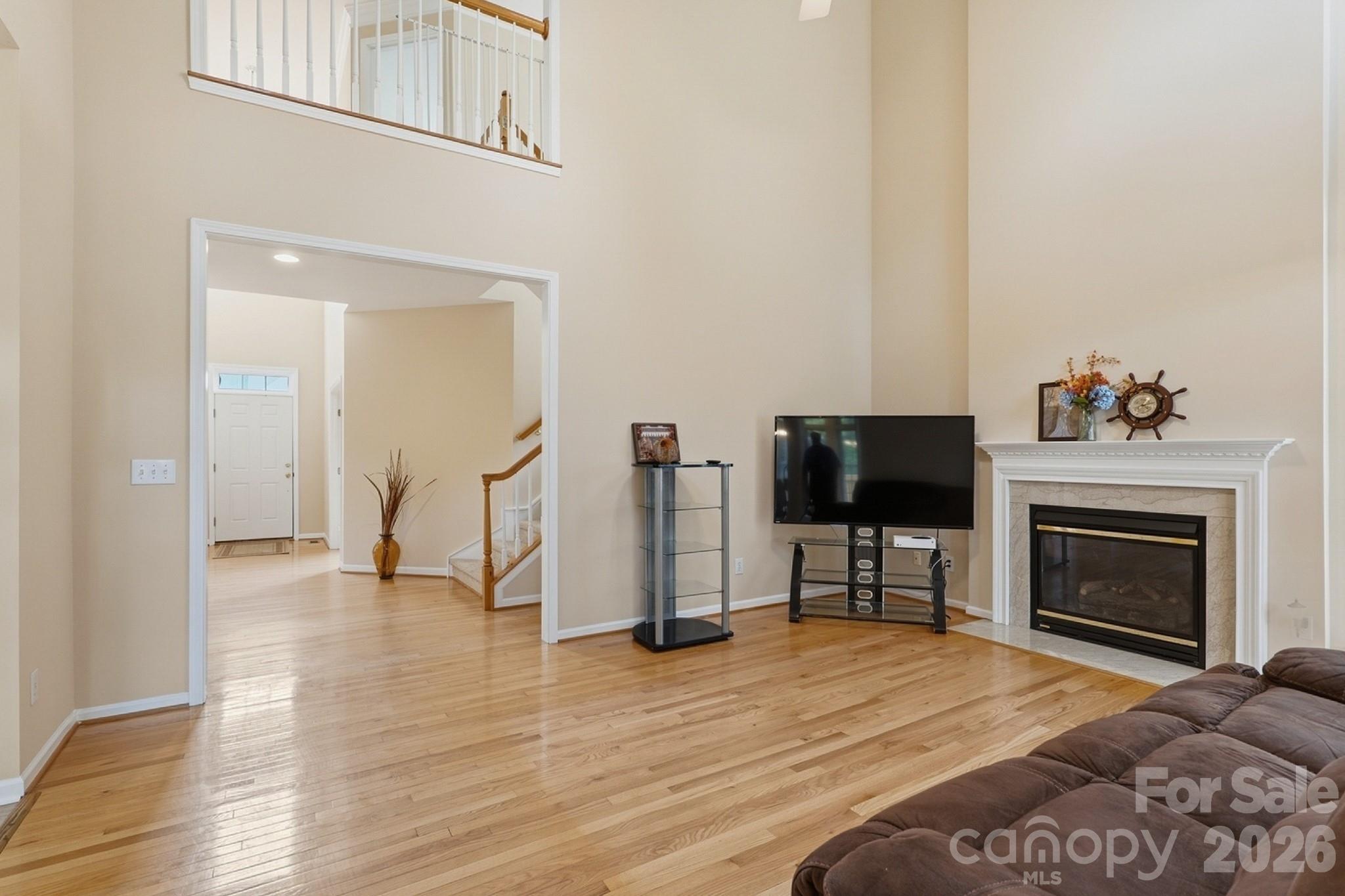 Single Family Residence at 124 Doby Creek Court, Fort Mill, photo 6 of 47