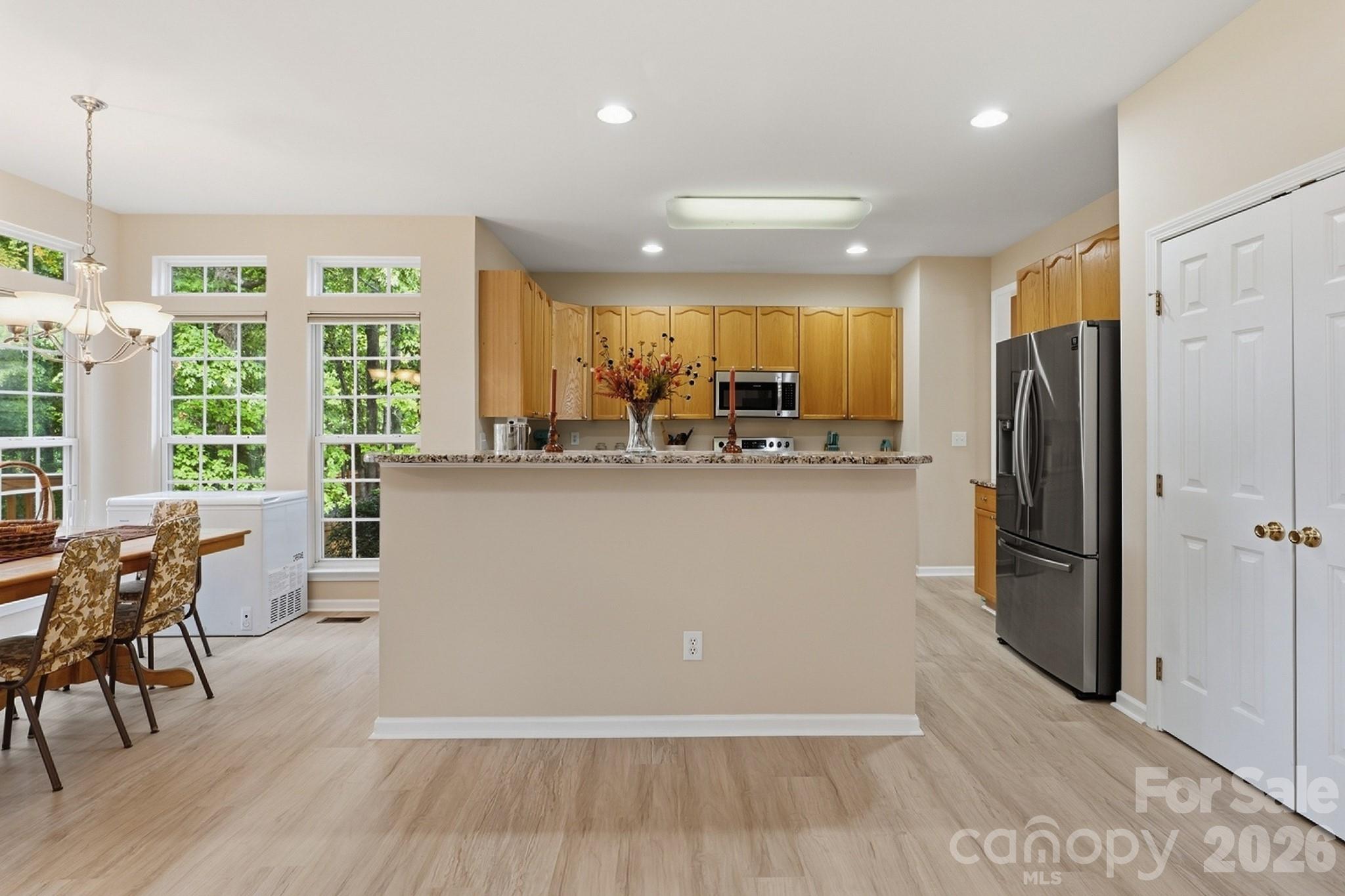Single Family Residence at 124 Doby Creek Court, Fort Mill, photo 9 of 47