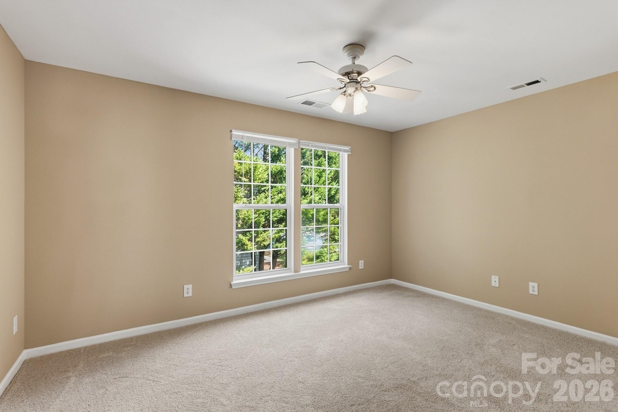 Single Family Residence at 124 Doby Creek Court, Fort Mill, photo 33 of 47