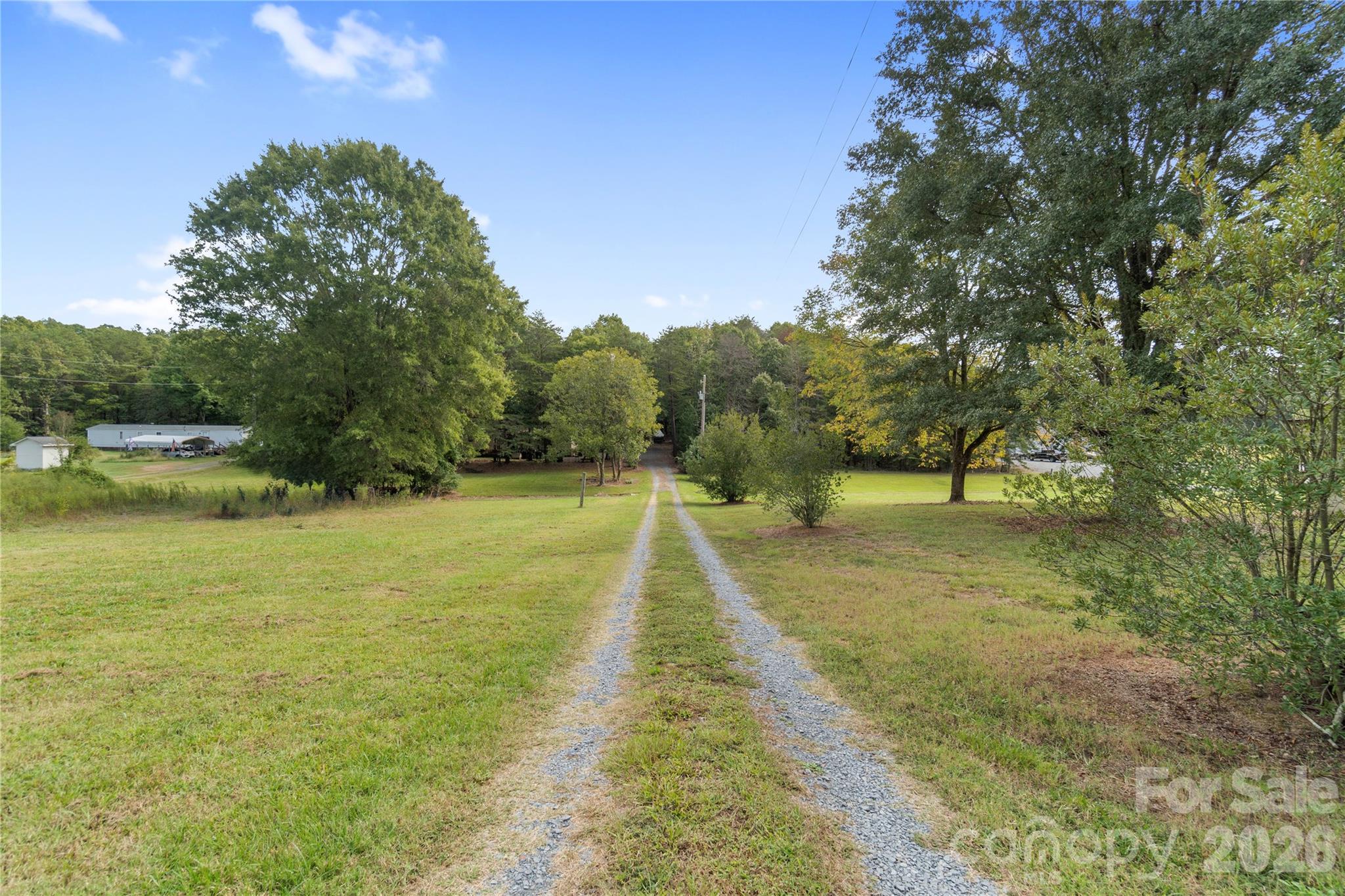 Driveway - 15810 Silver Road, Oakboro
