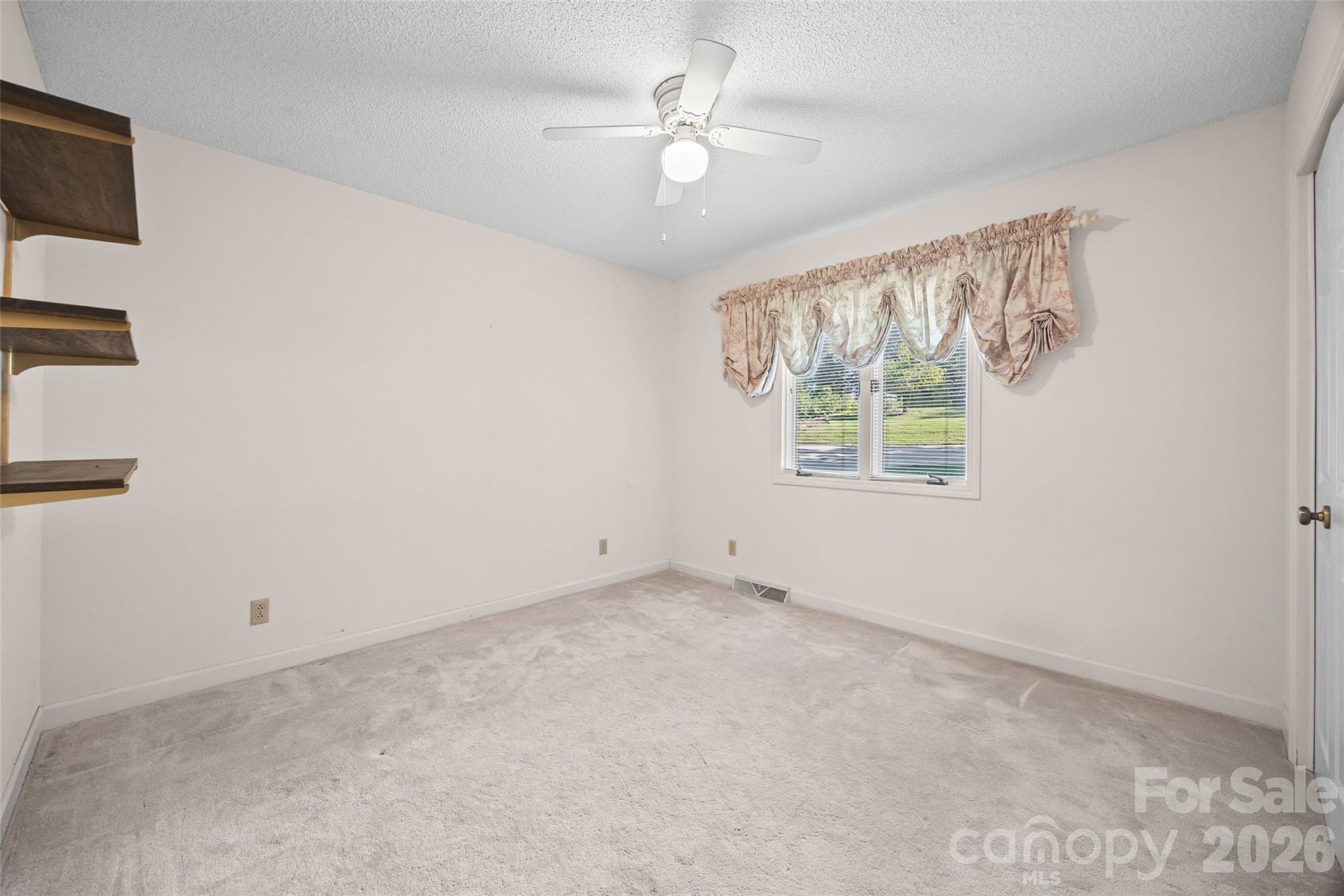 Single Family Residence at 1465 Friar Road, Rock Hill, photo 13 of 28