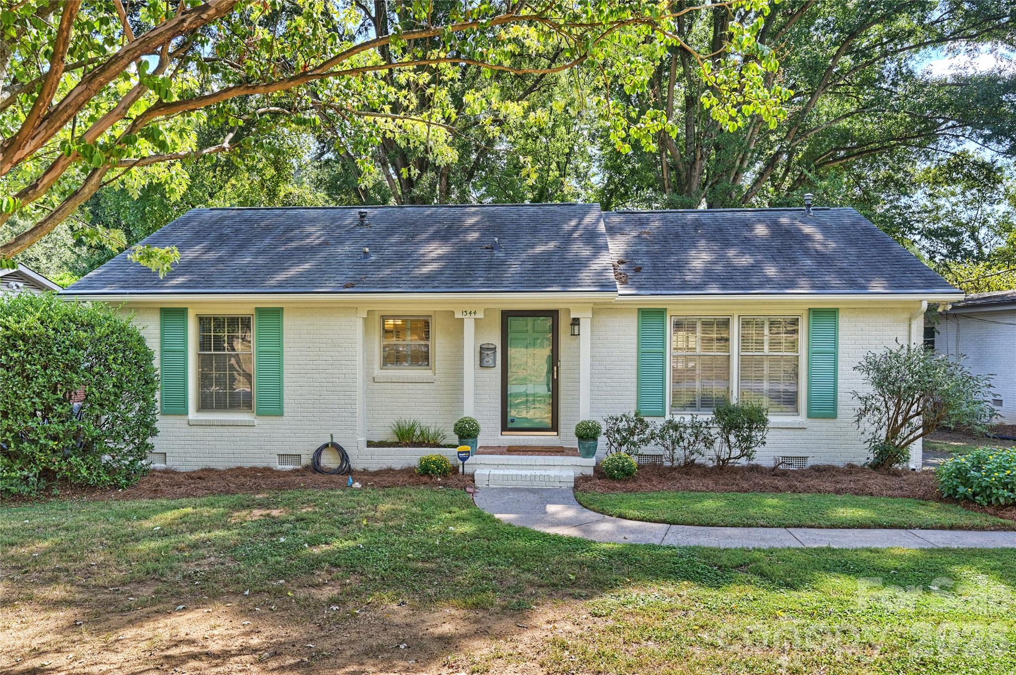 1344 Edgewater Drive