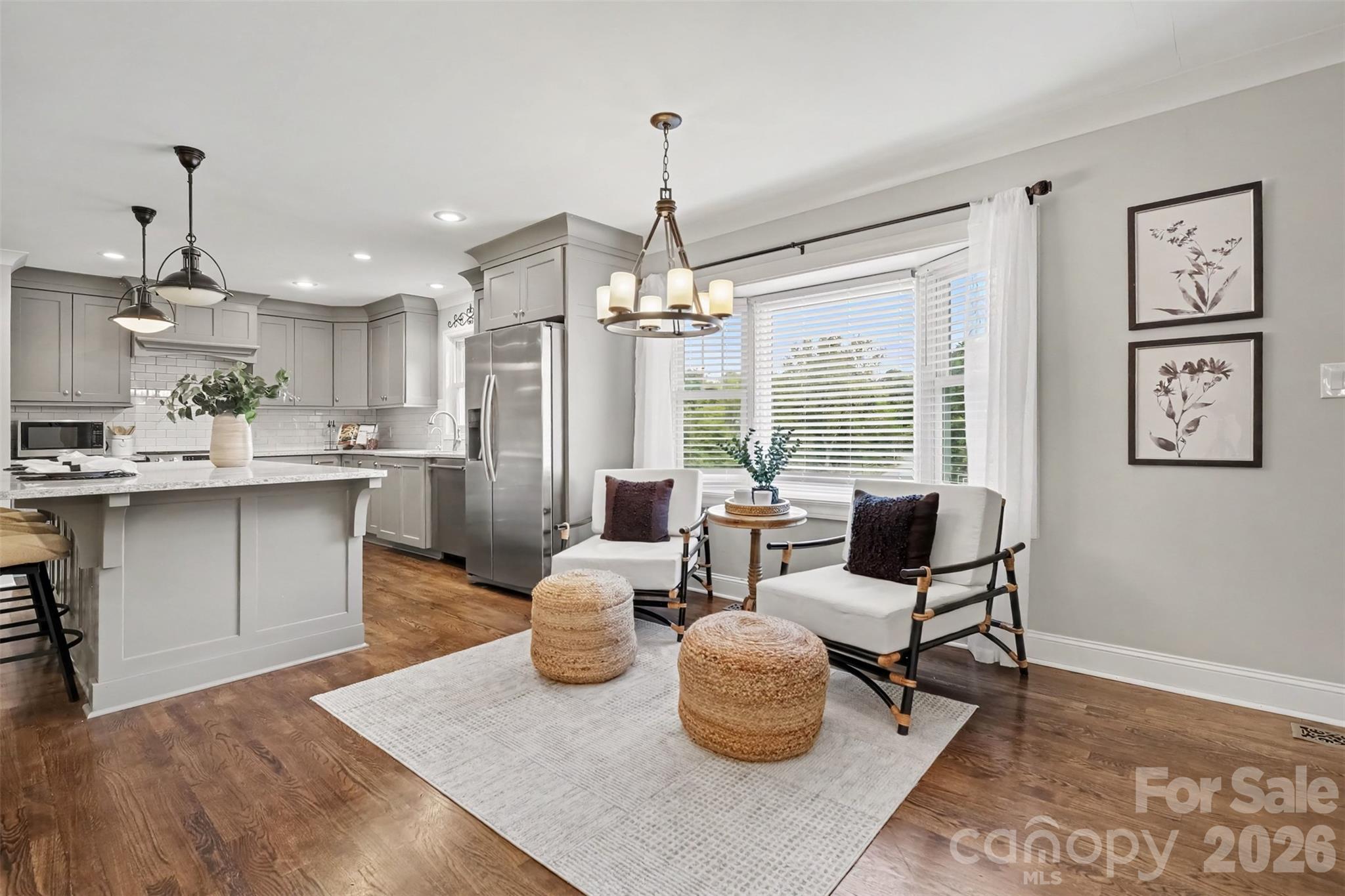 additional seating area or secondary table - 21334 Sandy Cove Road, Cornelius