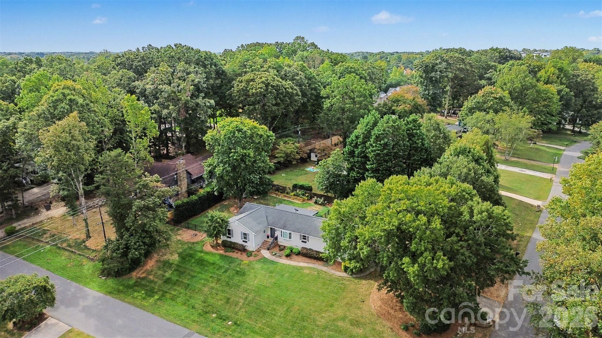Single Family Residence at 21334 Sandy Cove Road, Cornelius, photo 27 of 36