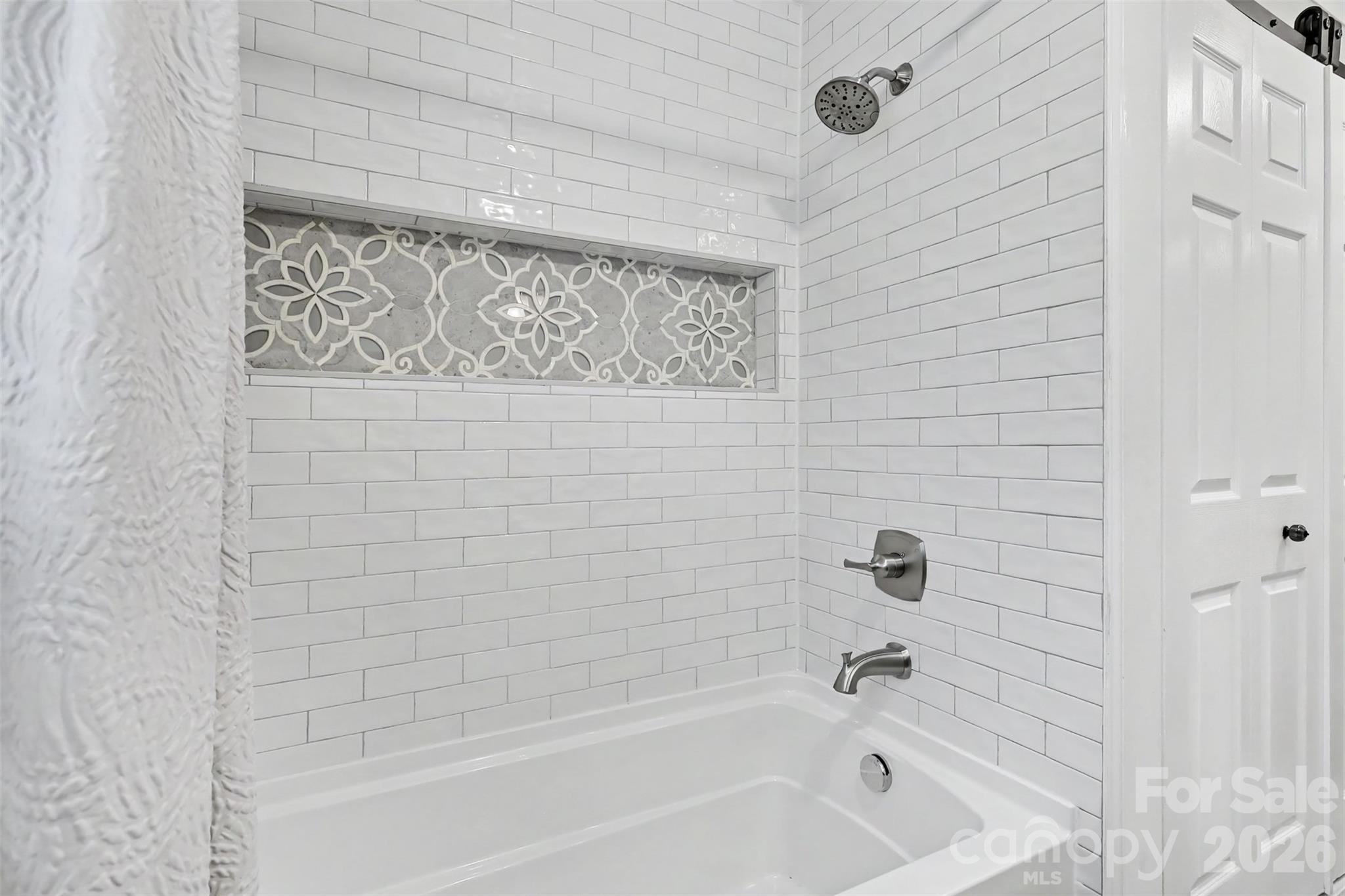 third bathrom - 21334 Sandy Cove Road, Cornelius