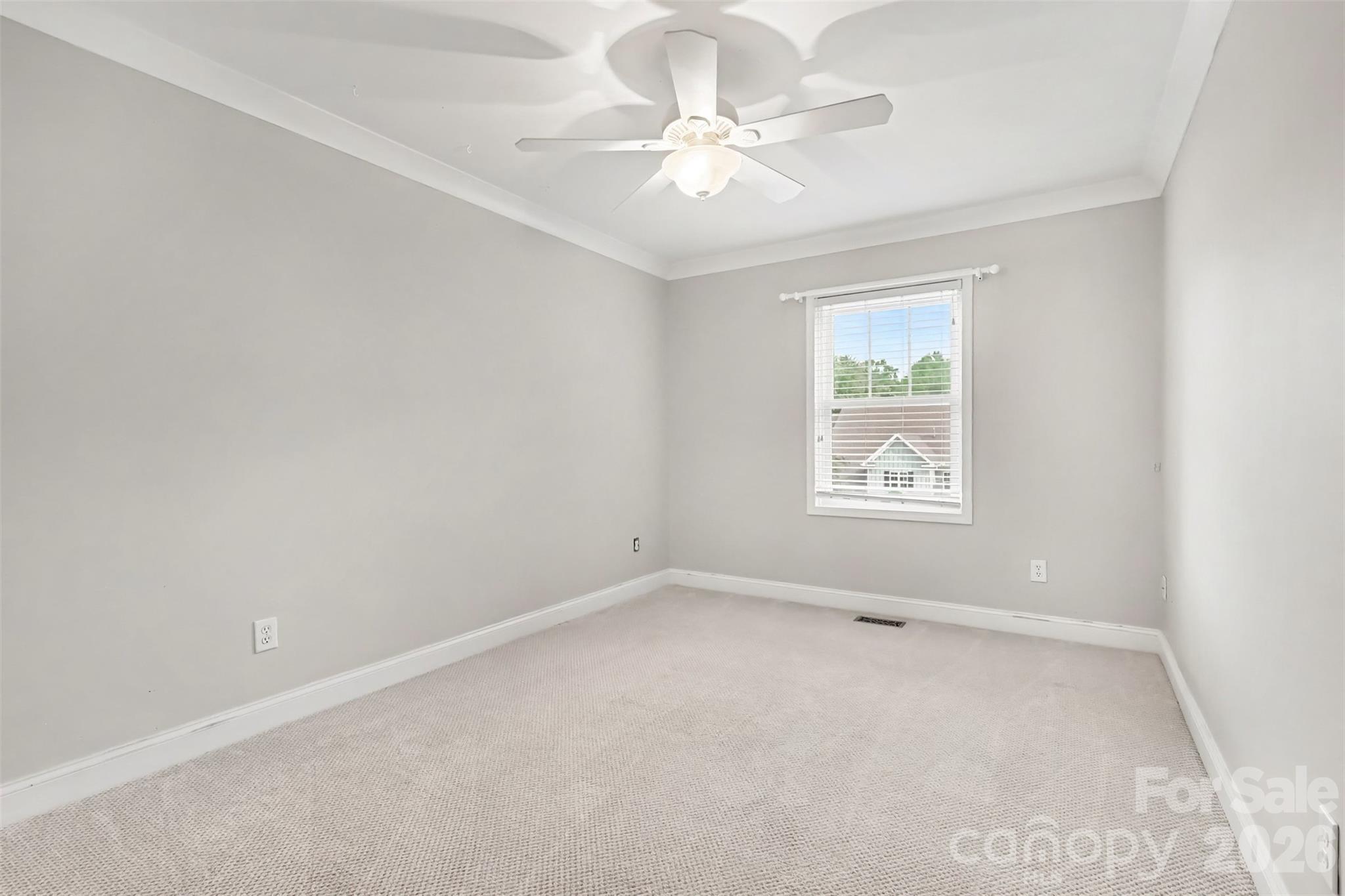 secondary bedroom - 21334 Sandy Cove Road, Cornelius