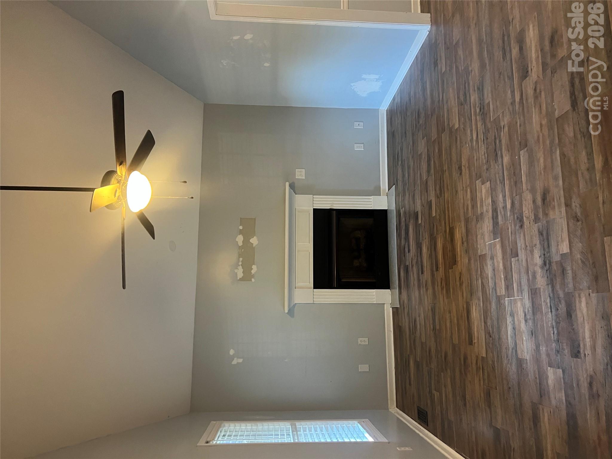 Single Family Residence at 202 Polly Collins Court, Fort Mill, photo 4 of 15