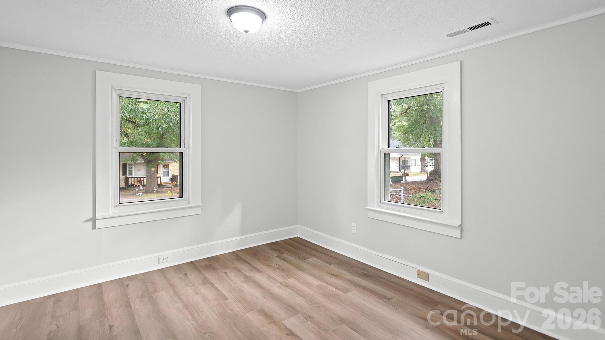 Single Family Residence at 1409 Essex Street, Gastonia, photo 5 of 29