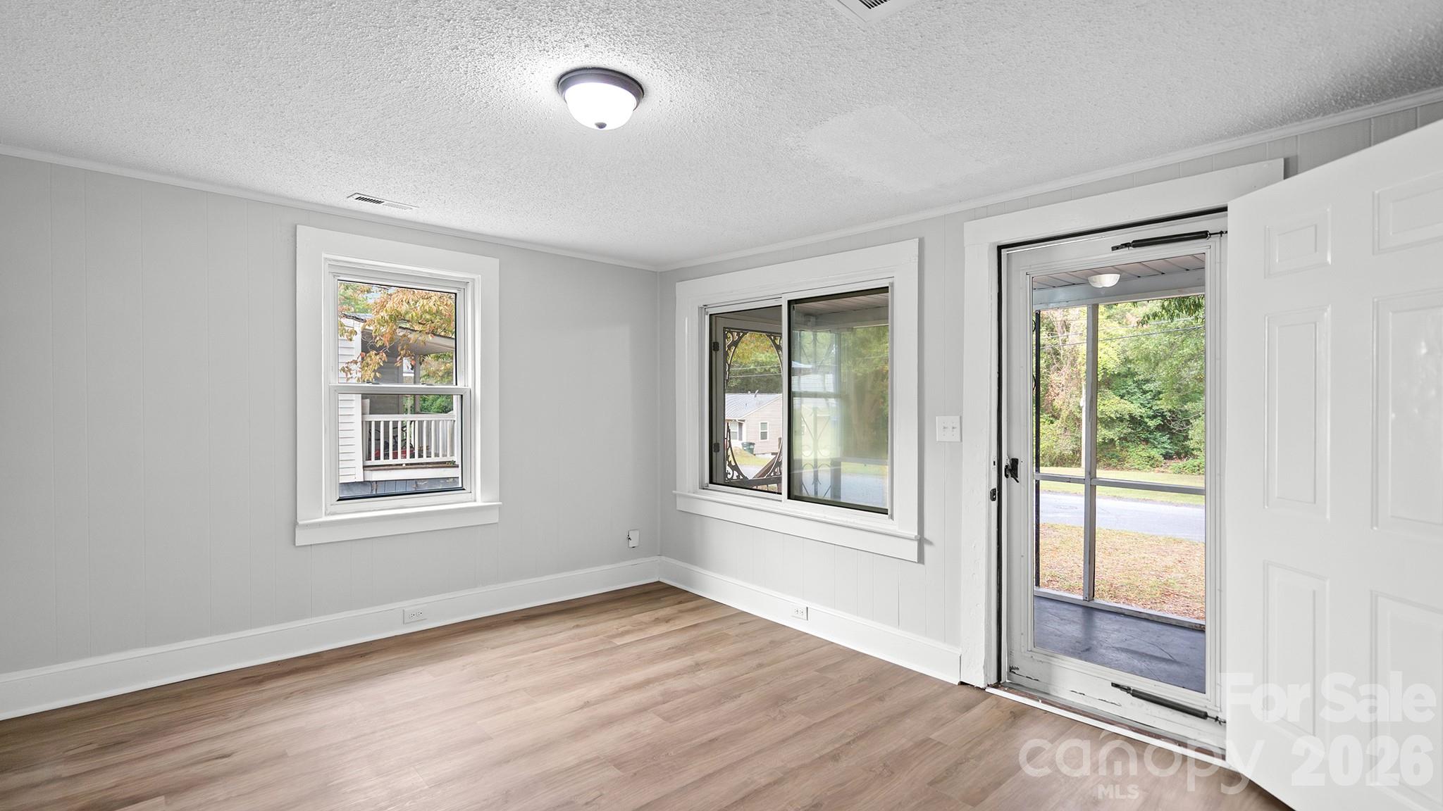 Single Family Residence at 1409 Essex Street, Gastonia, photo 13 of 29