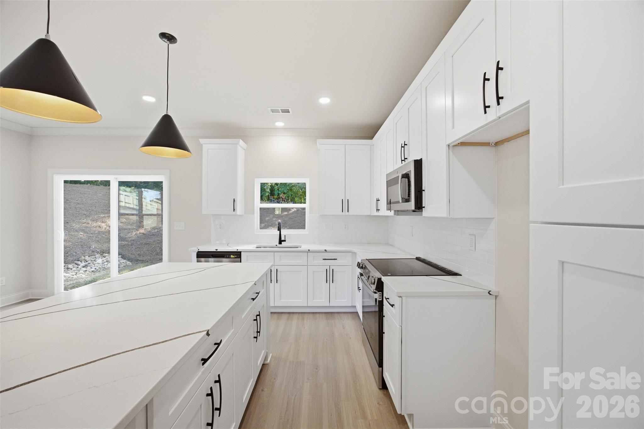 Townhouse at 603 Coulwood Drive, Charlotte, photo 11 of 48