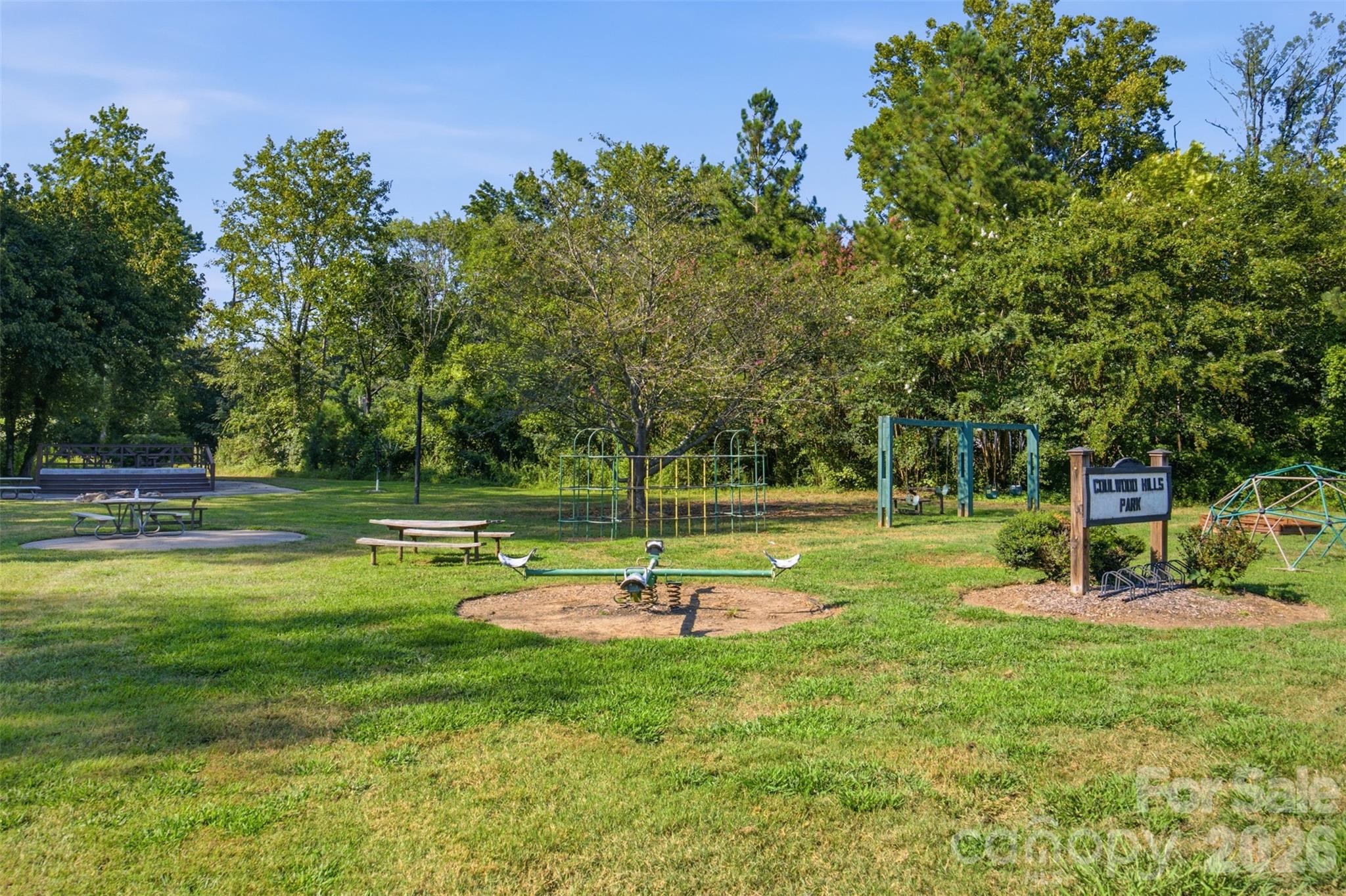Townhouse at 603 Coulwood Drive, Charlotte, photo 43 of 48
