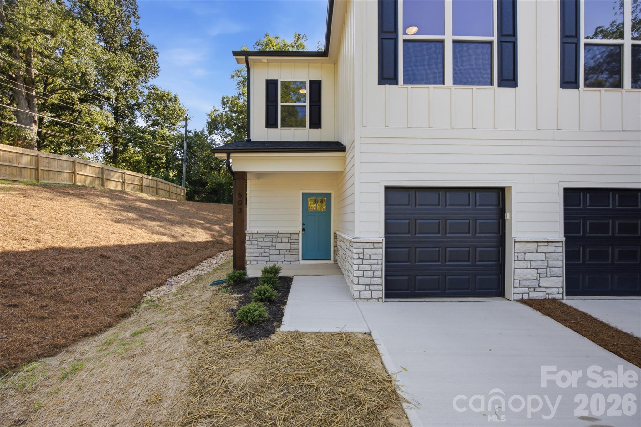 Townhouse at 603 Coulwood Drive, Charlotte, photo 47 of 48