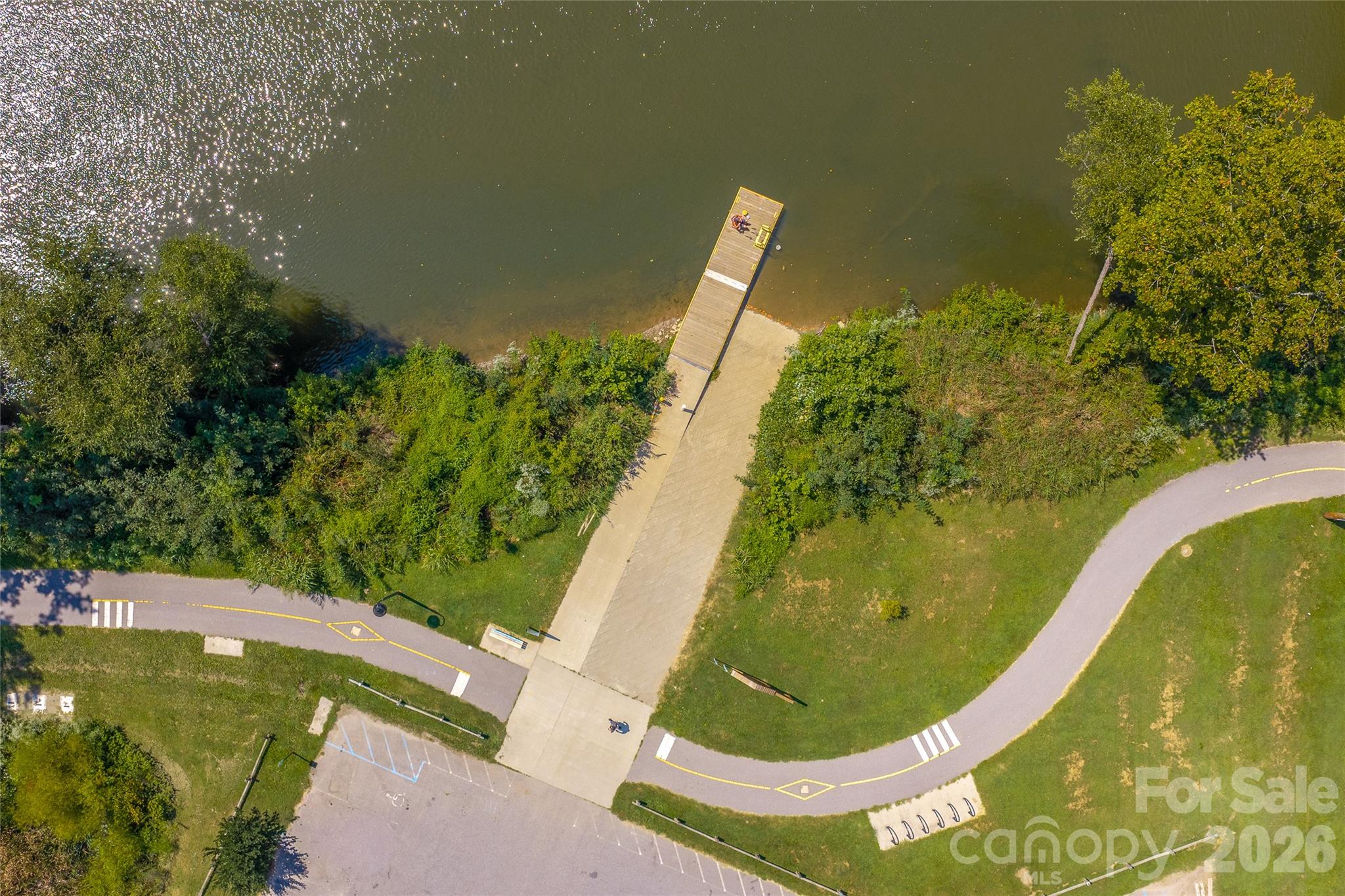 Quick access to the French Broad River... - 6 Roberts Street, Asheville