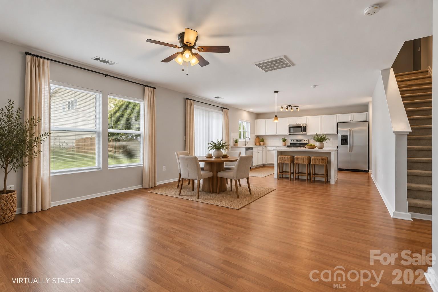 Single Family Residence at 6215 Woodland Commons Drive, Charlotte, photo 7 of 24