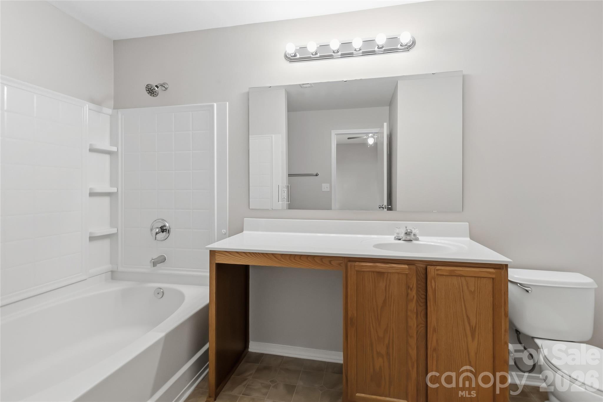 Single Family Residence at 6215 Woodland Commons Drive, Charlotte, photo 15 of 24