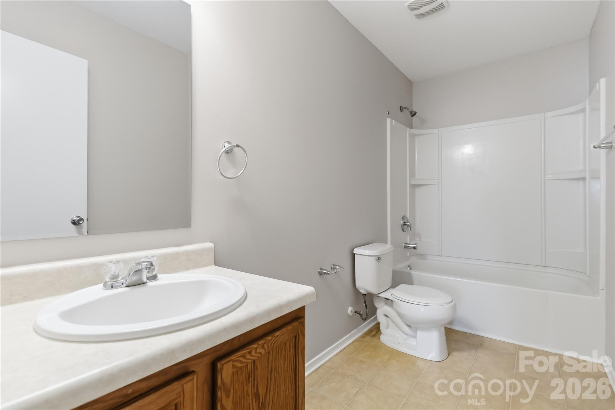Single Family Residence at 6215 Woodland Commons Drive, Charlotte, photo 18 of 24