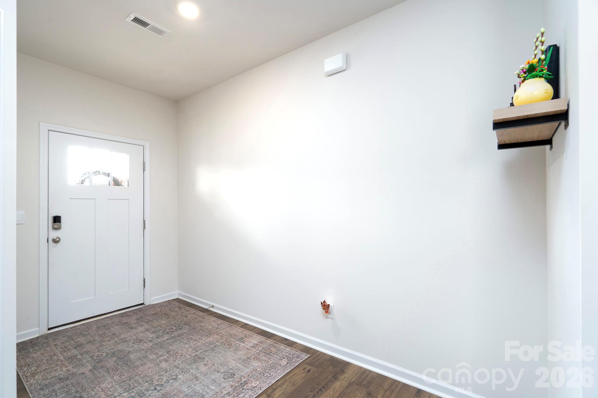 Single Family Residence at 121 Giant Oak Avenue, Statesville, photo 6 of 28