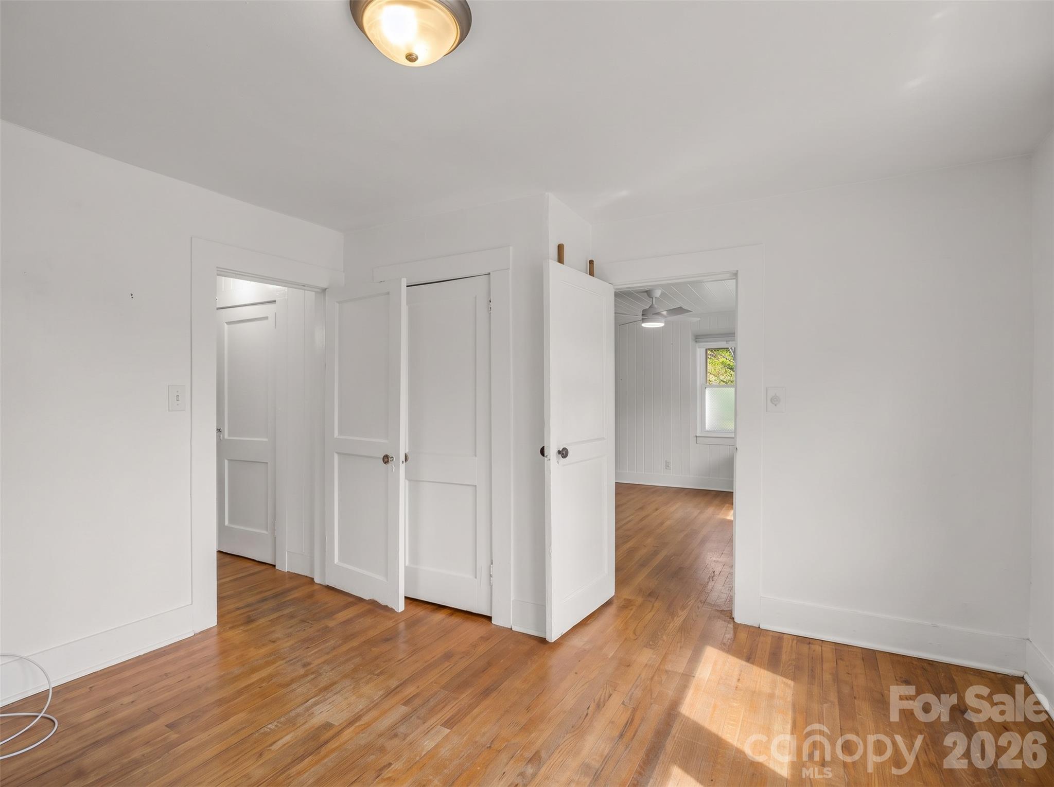 198 bedroom 1 - 198 & 200 Courtland Place, Asheville