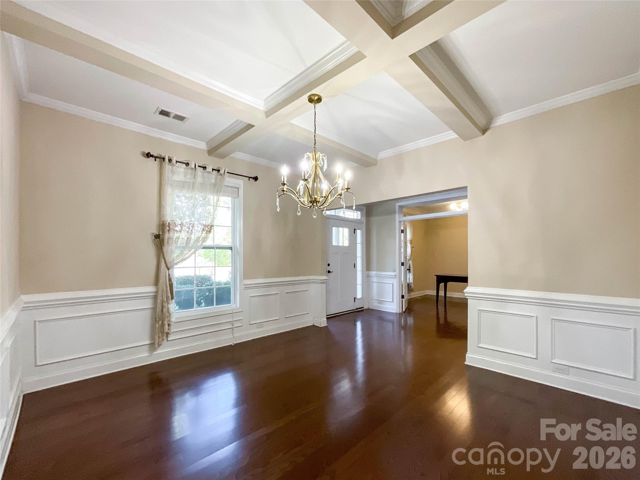 Single Family Residence at 7527 Snowbird Court, Mint Hill, photo 8 of 45